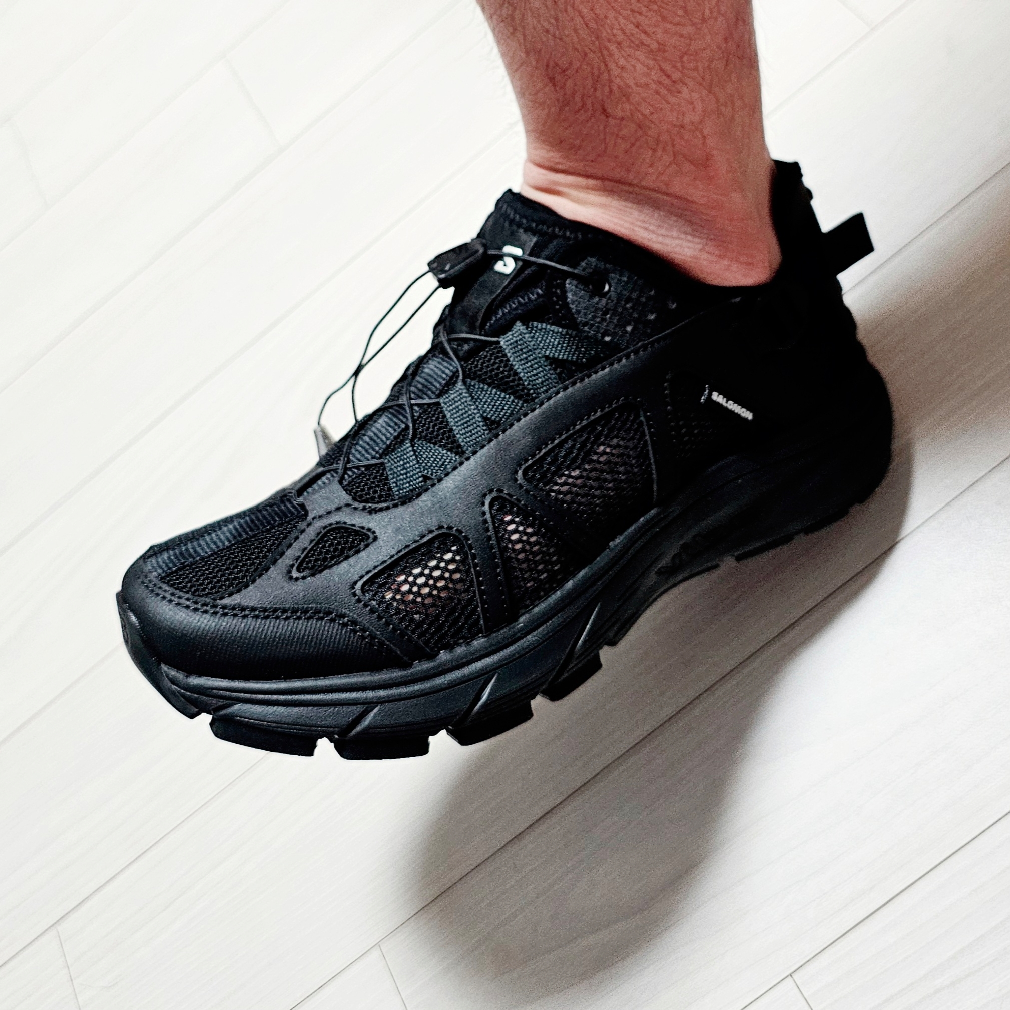 Salomon Techsonic Black 착용 스타일 - 1