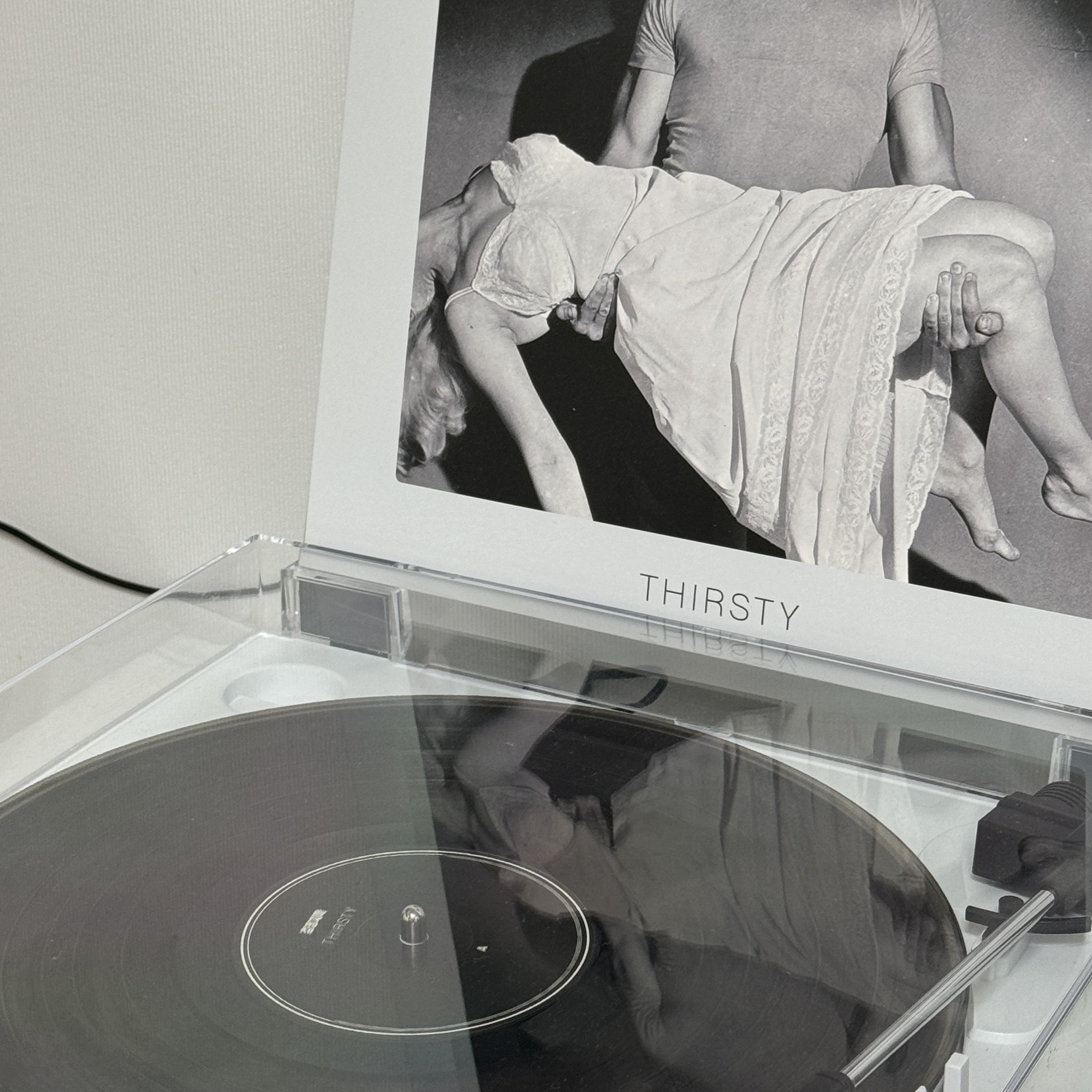 The Black Skirts 3rd Album Part 2 Thirsty Marble Smoke Translucent, Audio-Technica AT-LP60XBT Automatic Belt Drive Wireless Bluetooth Turntable White (Korean Ver.) 착용 스타일