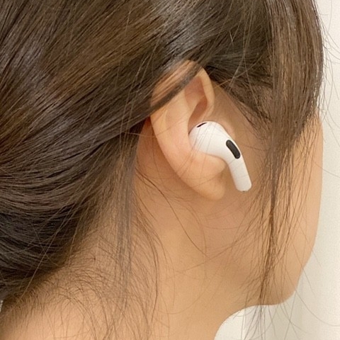 Apple Airpods Pro 2nd Gen with MagSafe Charging Case USB C (Korean Ver.) 착용 스타일