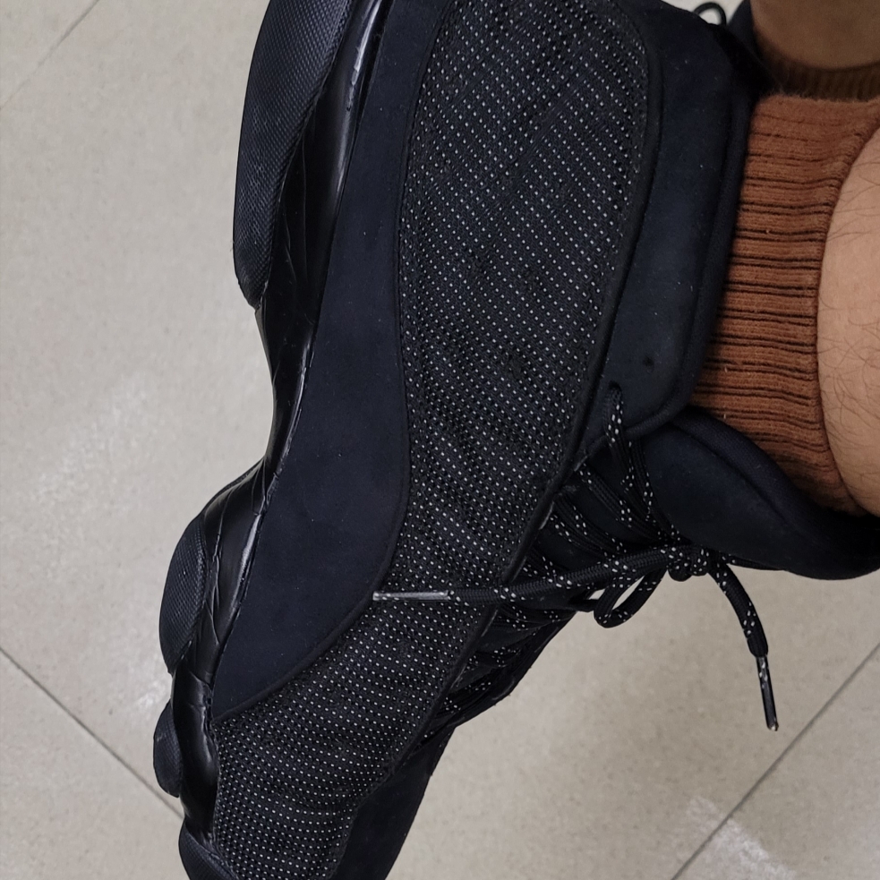 Jordan 13 Retro Black Cat 착용 스타일 - 3