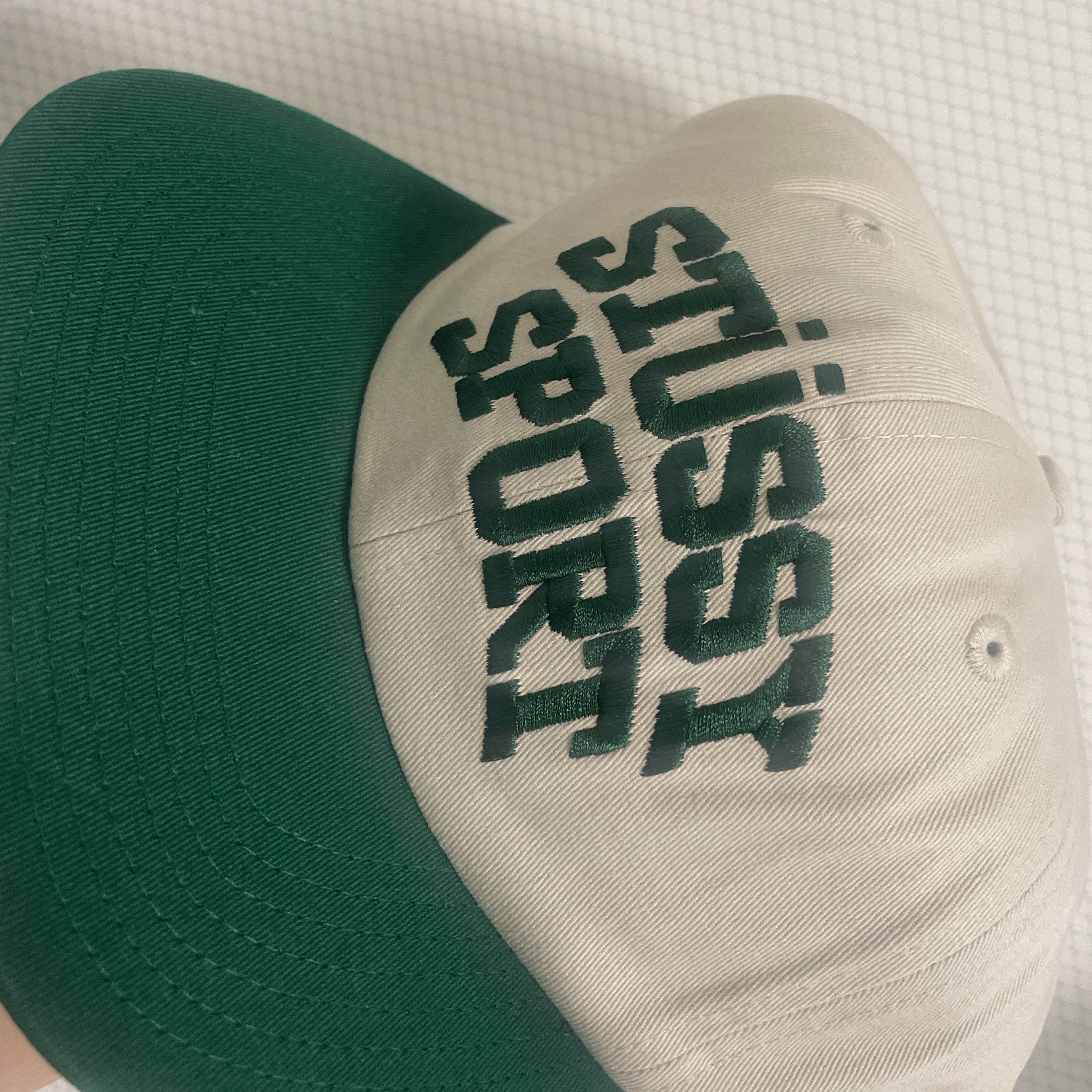 Stussy Mid-Depth Sport Snapback Natural 착용 스타일
