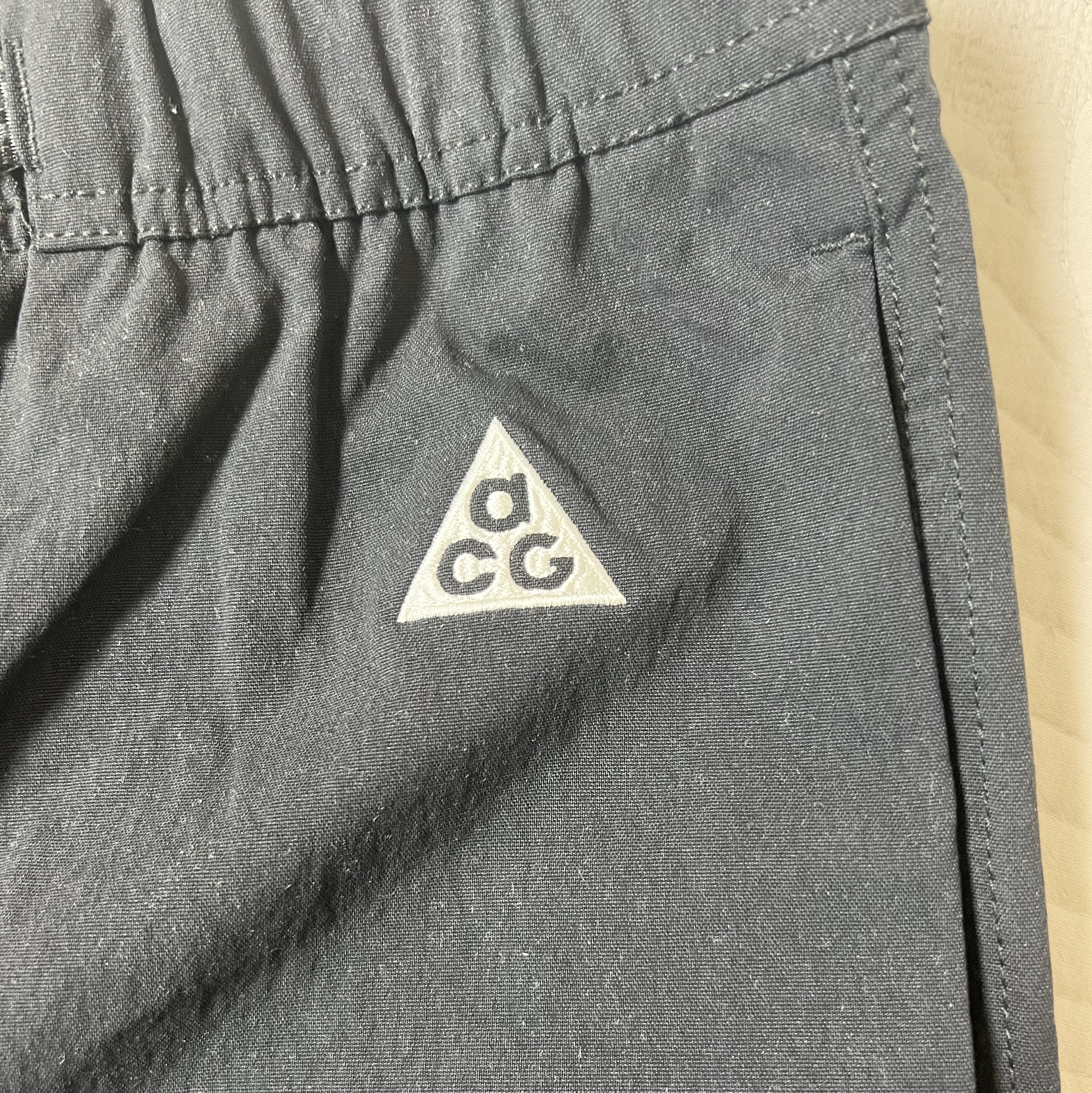 Nike ACG Trail Pants Black Anthracite - Asia 착용 스타일 - 2