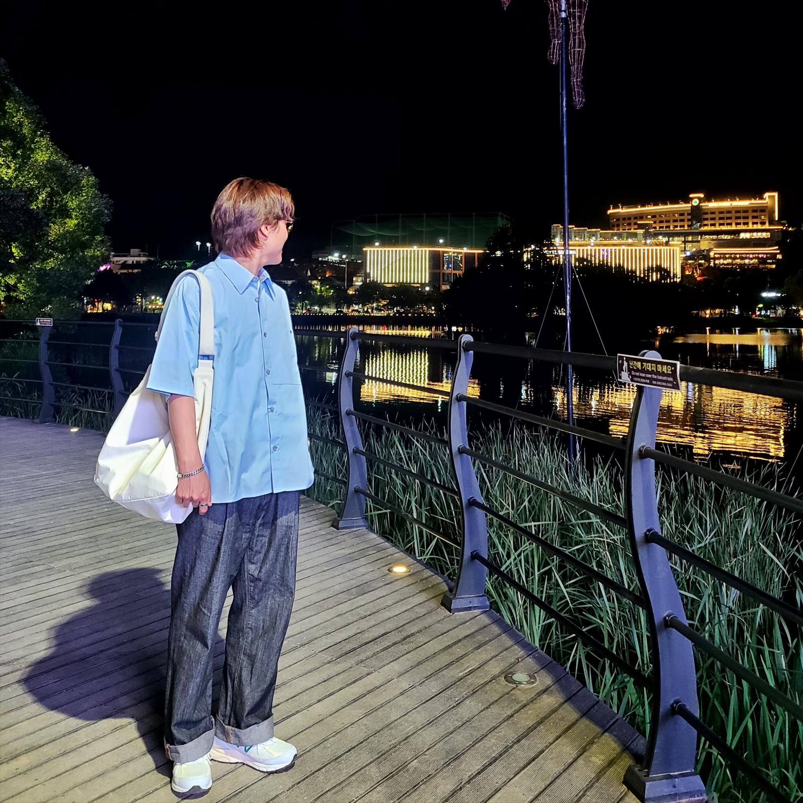 Wooyoungmi Back Logo Short Sleeve Shirt Blue - 24SS 착용 스타일 - 2