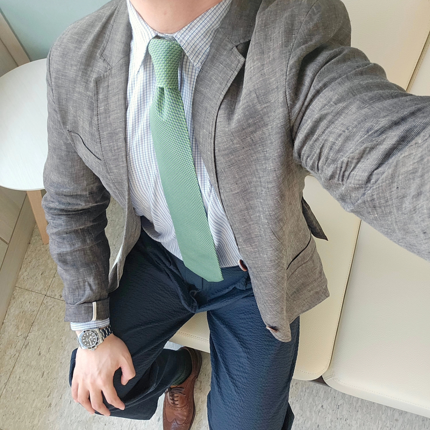Hermes Tie 7 J'ai Touche Le Pompon Twillbi Tie Ciel Blanc, Rolex Submariner 41mm 124060 Black Oyster 착용 스타일 - 3