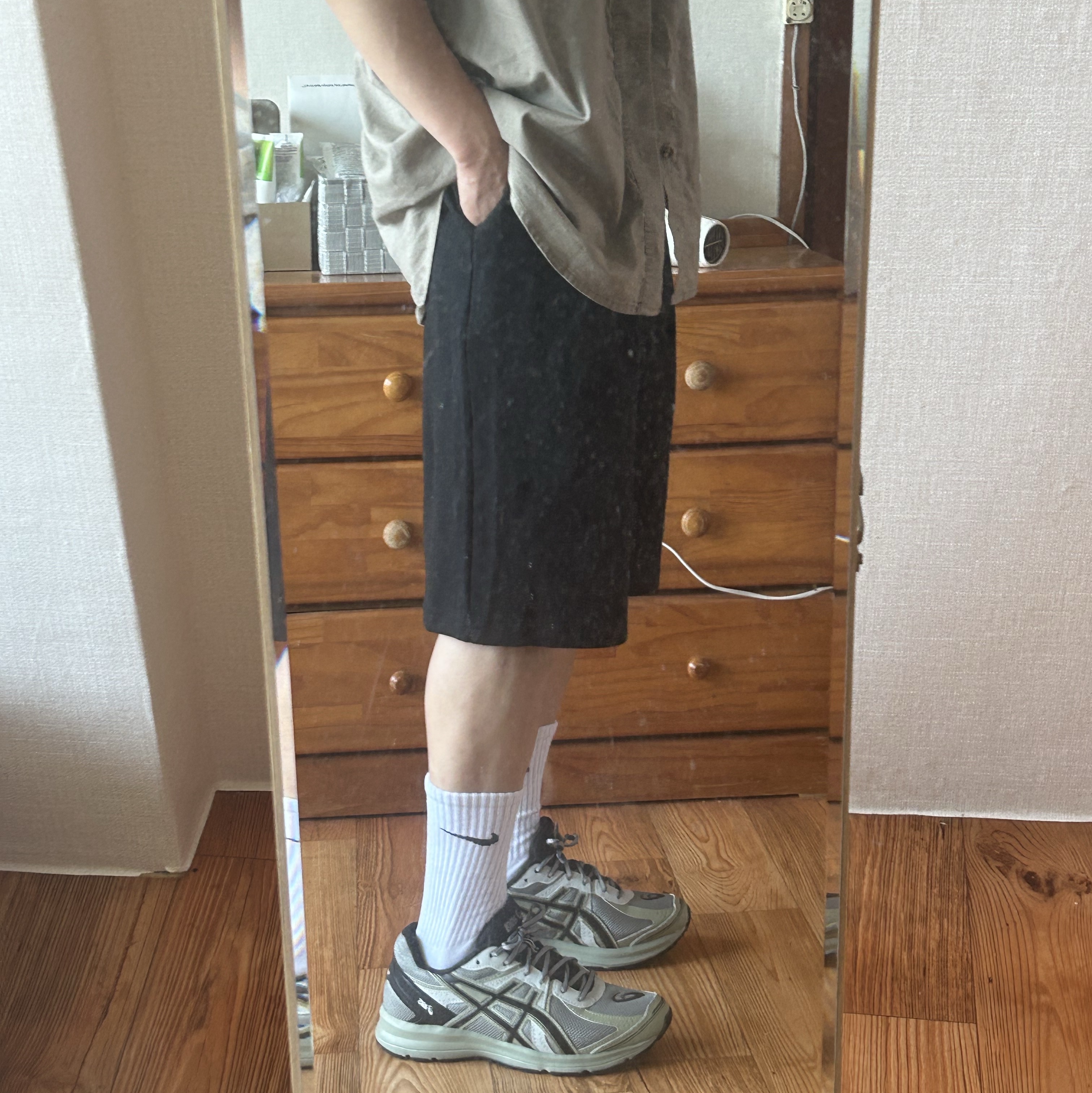 Asics Jog 100 S Sheet Rock - 2E Wide 착용 스타일 - 2