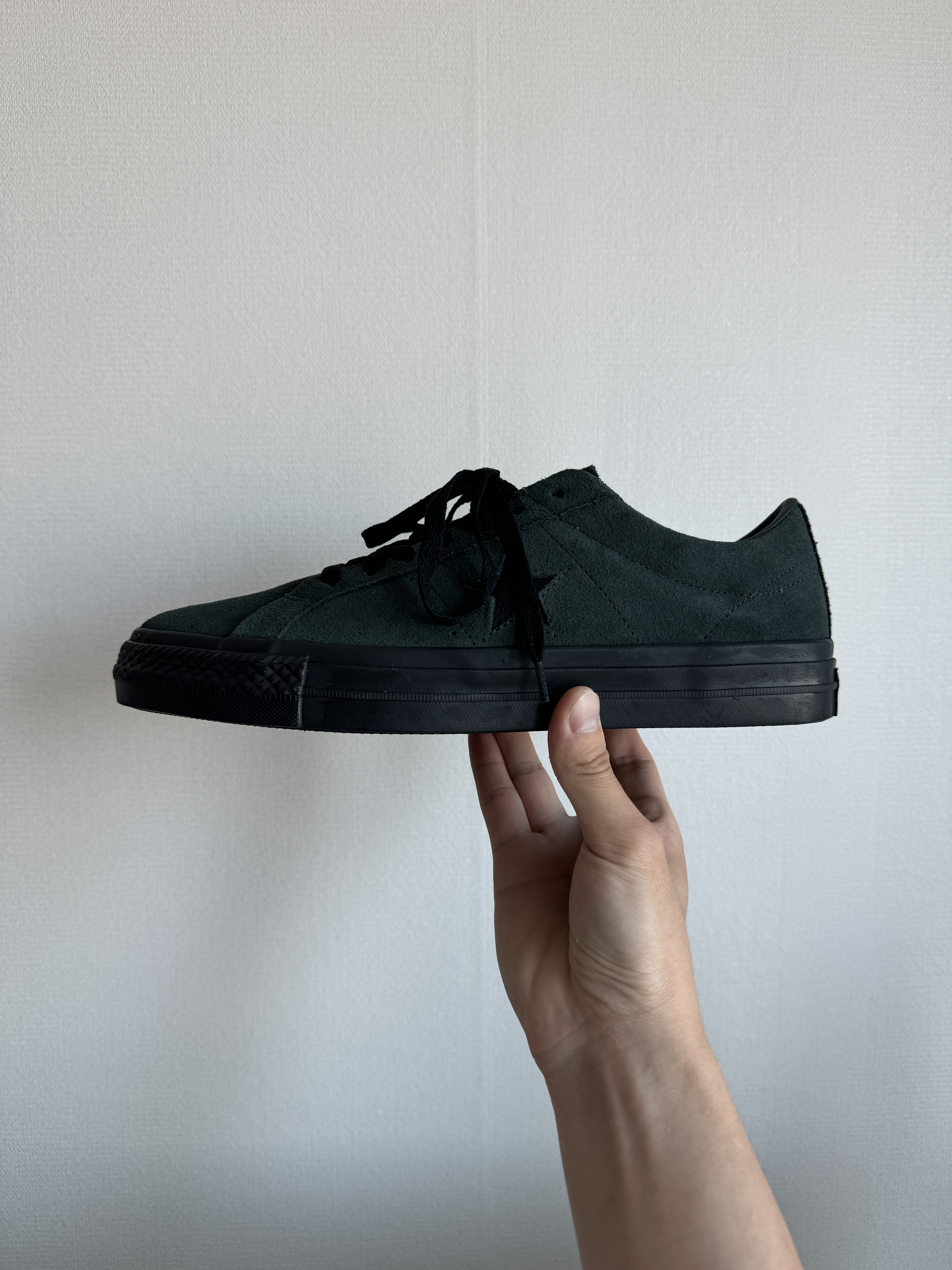 Converse One Star Pro Classic Suede Phantom Violet 착용 스타일 - 3