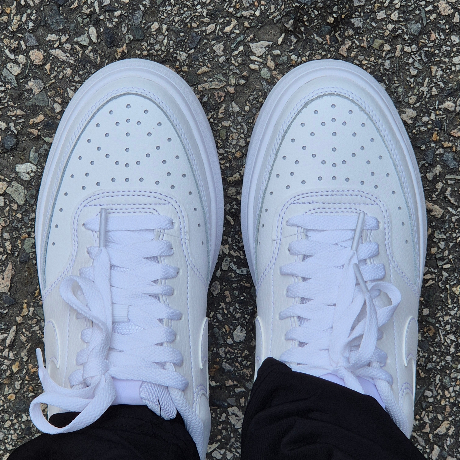 (W) Nike Court Vision Alta White 착용 스타일