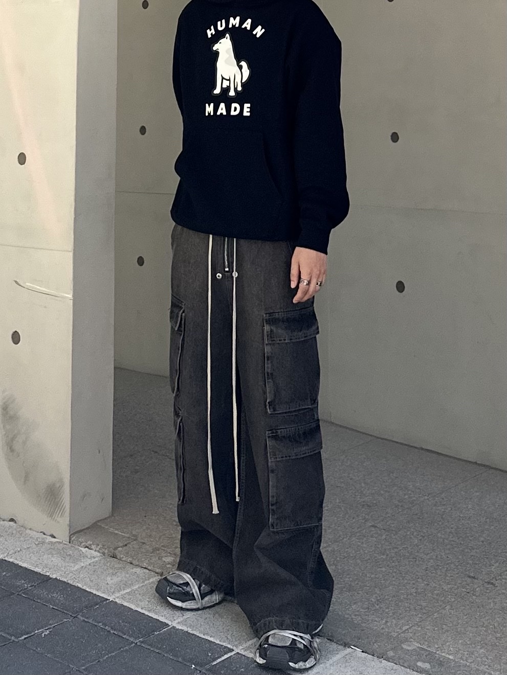 Balenciaga 3XL Sneakers Grey White Red, Human Made Worksout 20th Anniversary Jindo Dog Heavt Weight Hoodie Black 착용 스타일 - 3