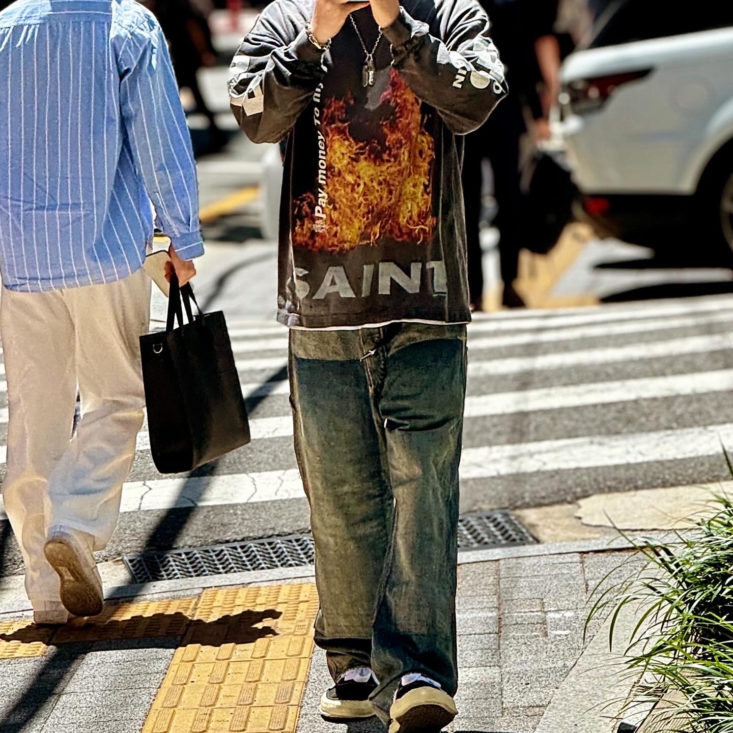 Saint Mxxxxxx Painter Pants Blue - 23AW, Maison Mihara Yasuhiro Baker OG Sole OD Canvas Low-top Sneakers Black 착용 스타일 - 1