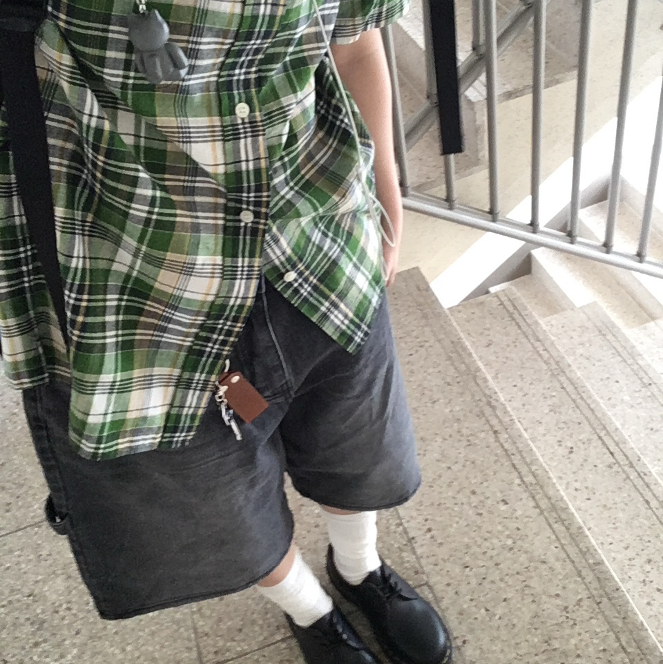 Dr. Martens 1461 Smooth Black, Human Made Heart Rug Small Red 착용 스타일