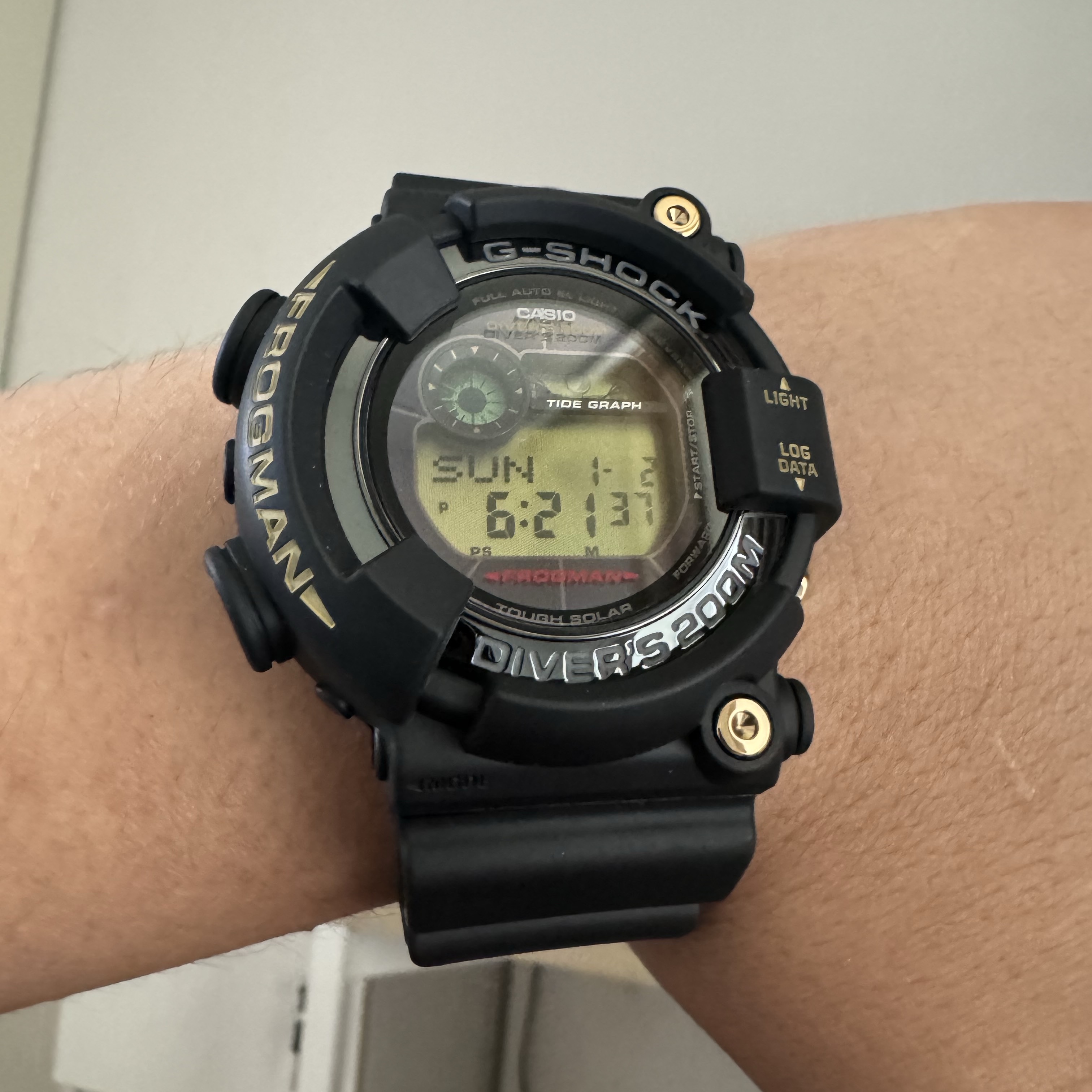 Casio G-Shock Frogman 35th Anniversary Limited Edition GF-8235D-1B 착용 스타일