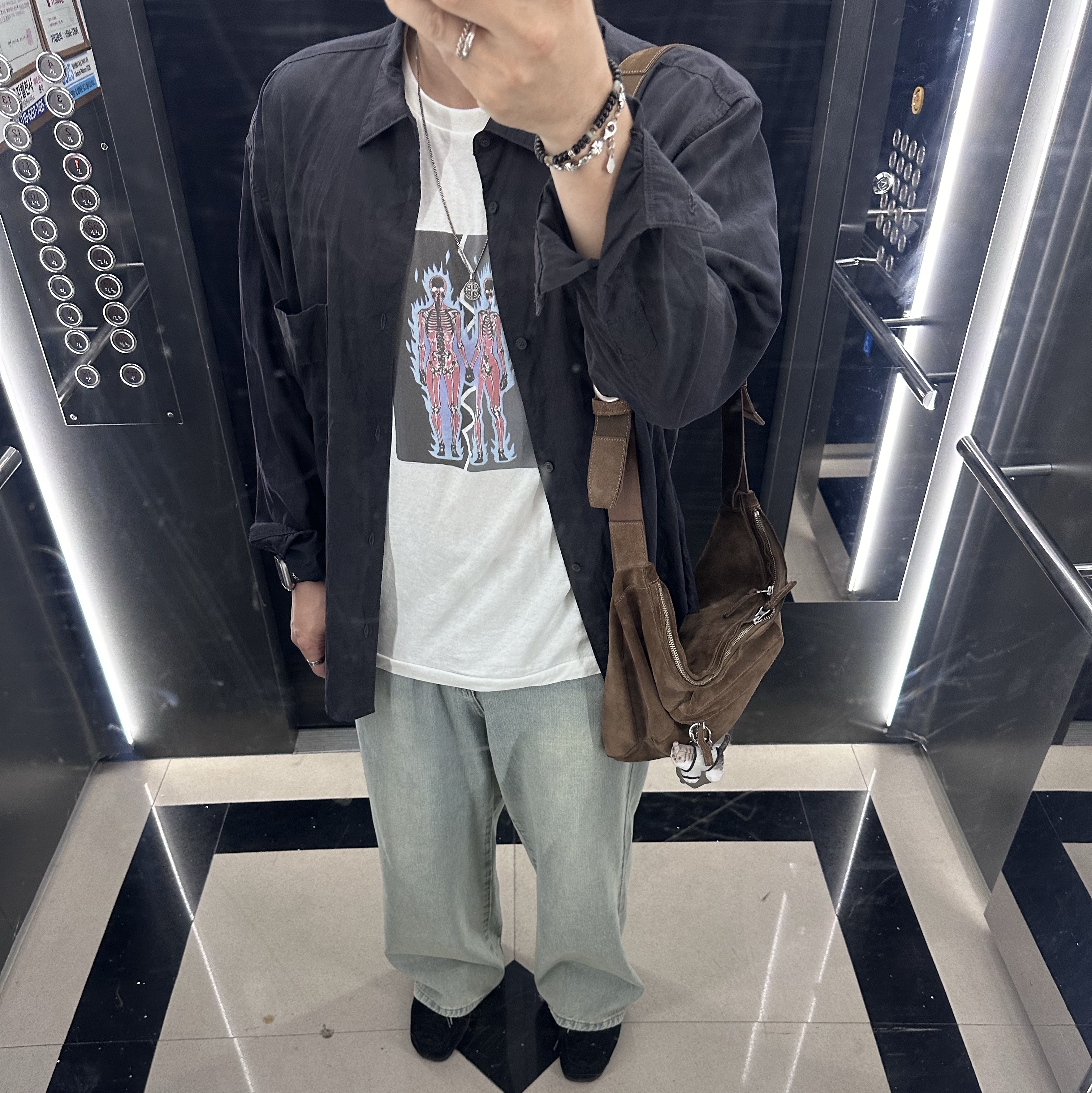 Polyteru 1/2 Graphic T-Shirt 'Skull Couple' White, Polyteru Tenco Loosed Shirt 2.0 Dark Navy 착용 스타일