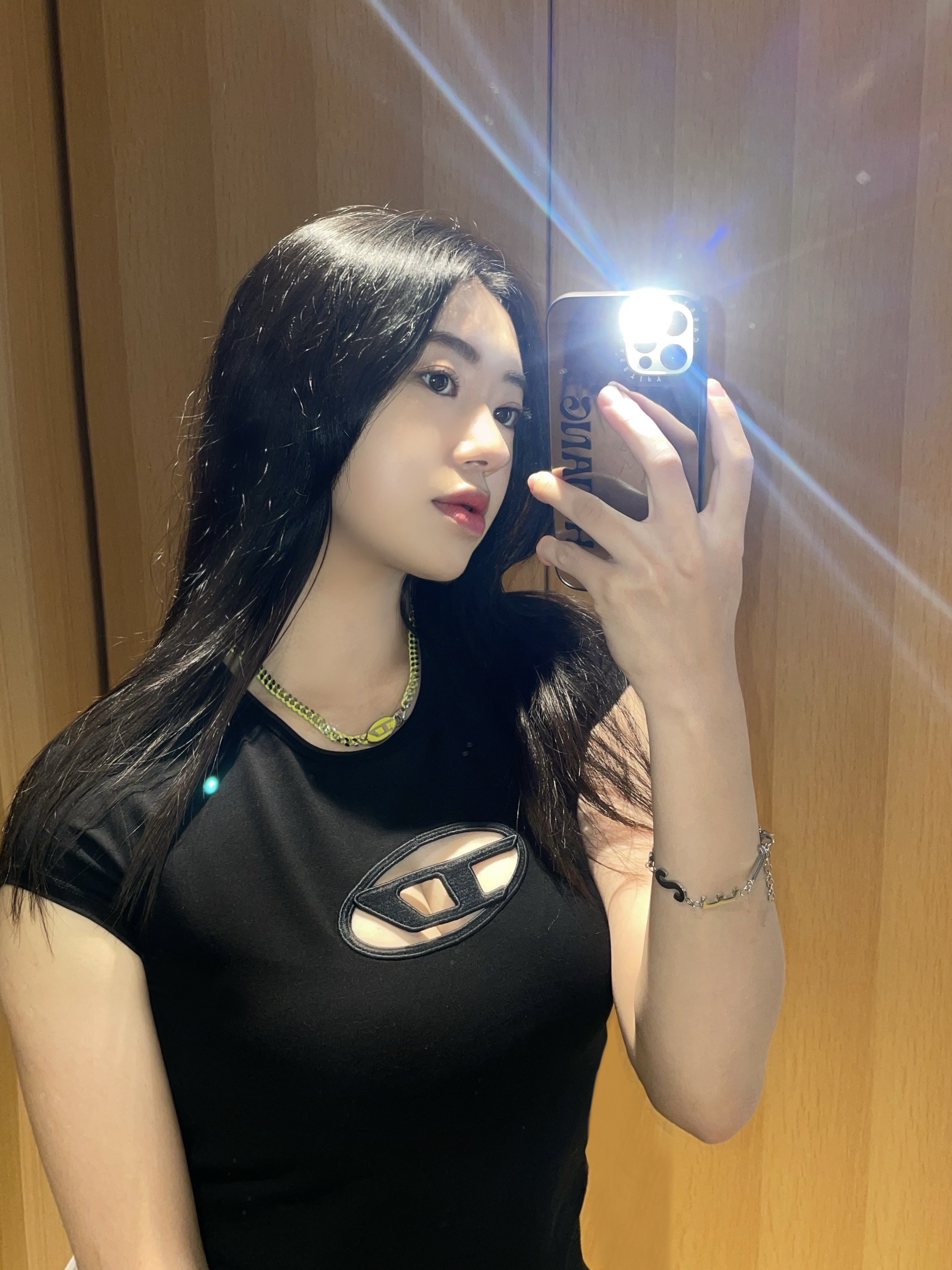(W) Diesel T-Angie Peekaboo Logo T-Shirt Black, Diesel Dx1475 Stainless Steel Signet Ring Silver 착용 스타일 - 1
