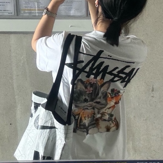 Stussy Kittens T-Shirt White 착용 스타일