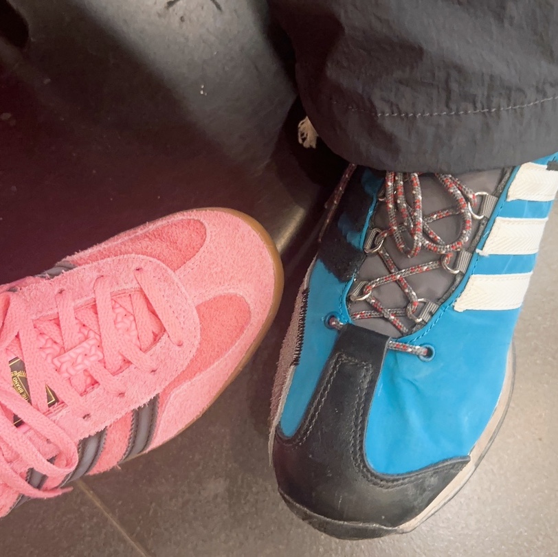 Adidas x Song for the Mute Country OG Active Teal Core Black 착용 스타일