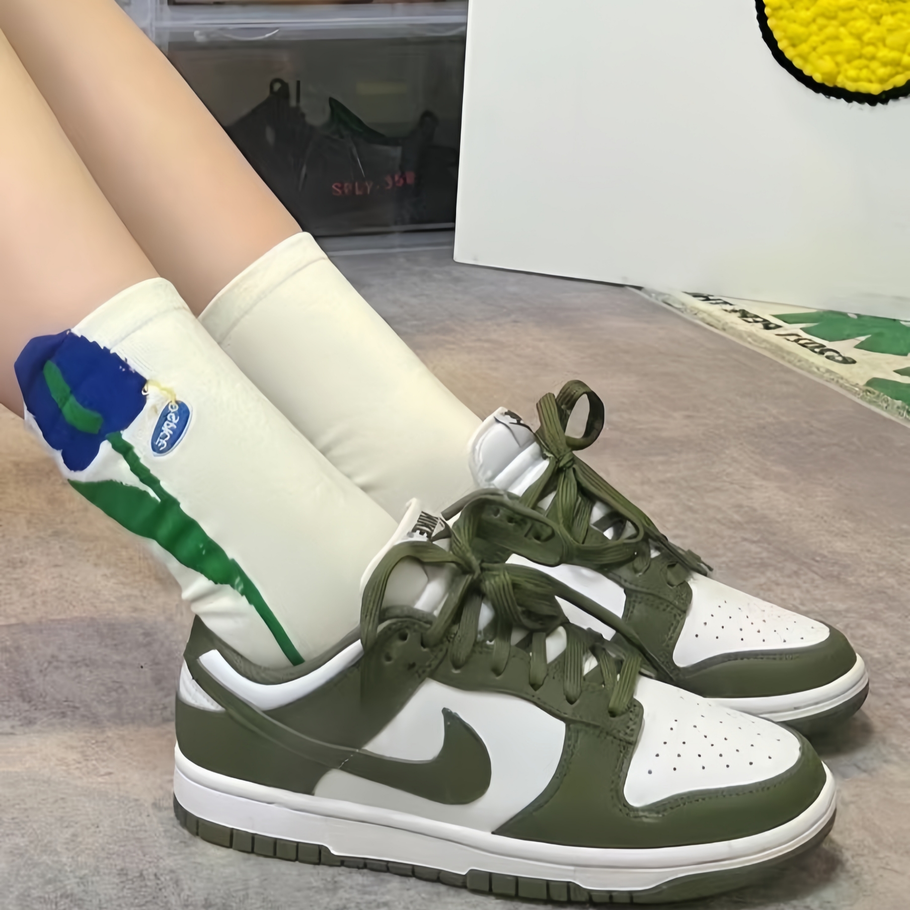 (W) Nike Dunk Low Medium Olive 착용 스타일