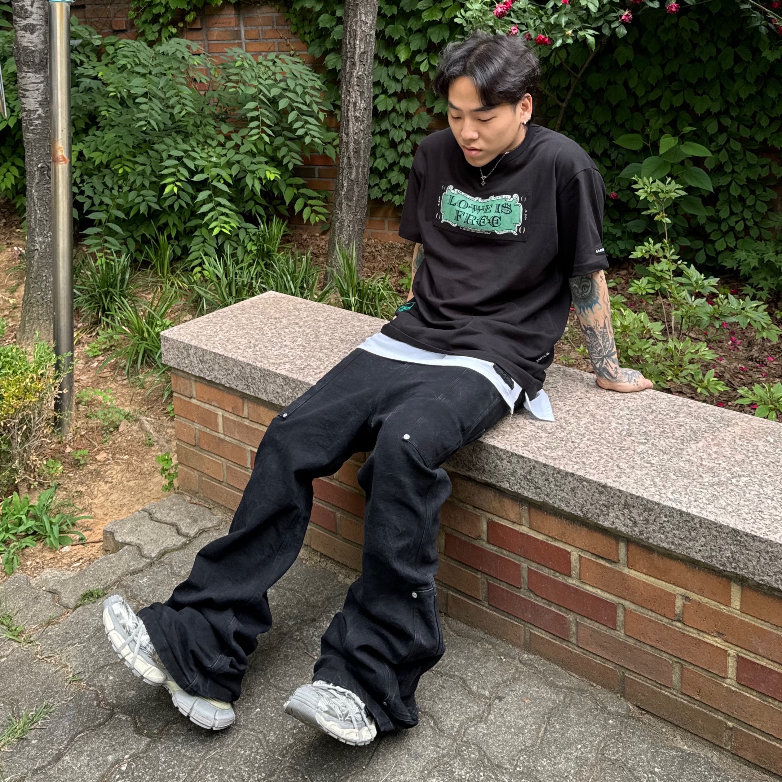 Balenciaga 3XL Sneakers Light Beige 착용 스타일 - 1