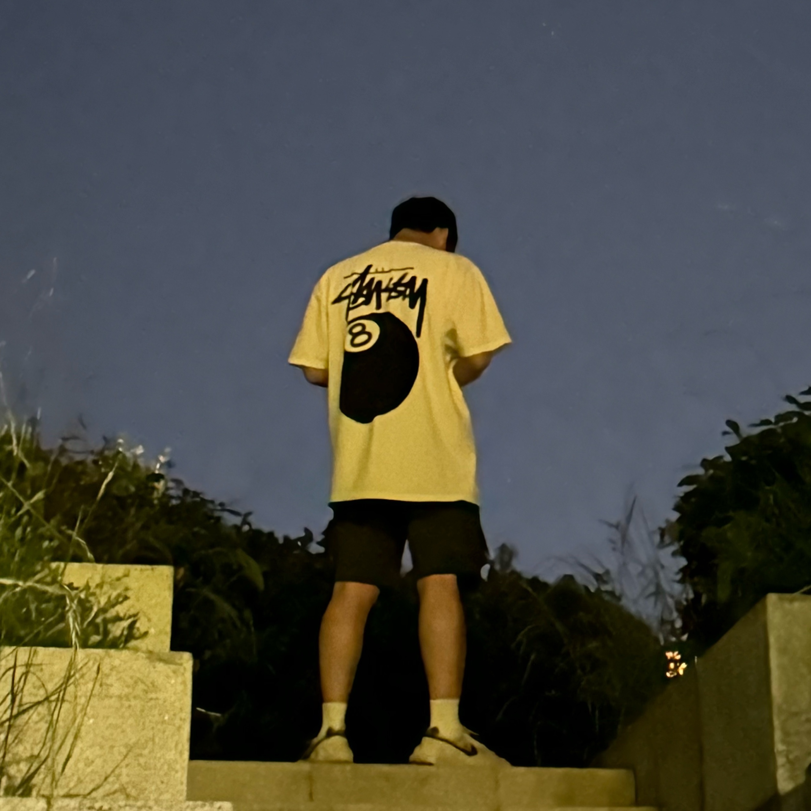 Stussy 8 Ball Pigment Dyed T-Shirt Natural, Nike x Undercover Overbreak SP Overcast 착용 스타일 - 3