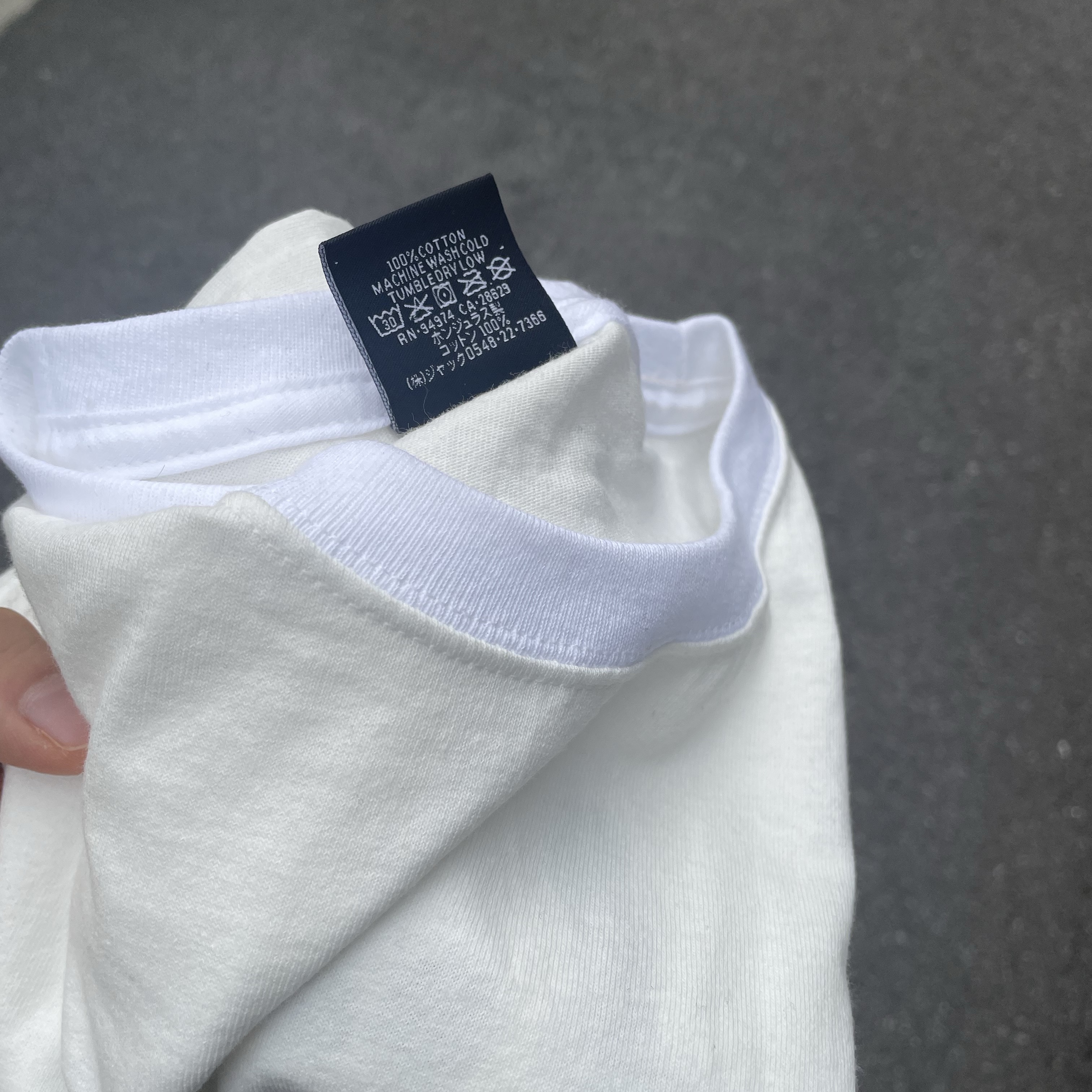 Stussy Basic Stussy T-Shirt White 2024, 2025 착용 스타일