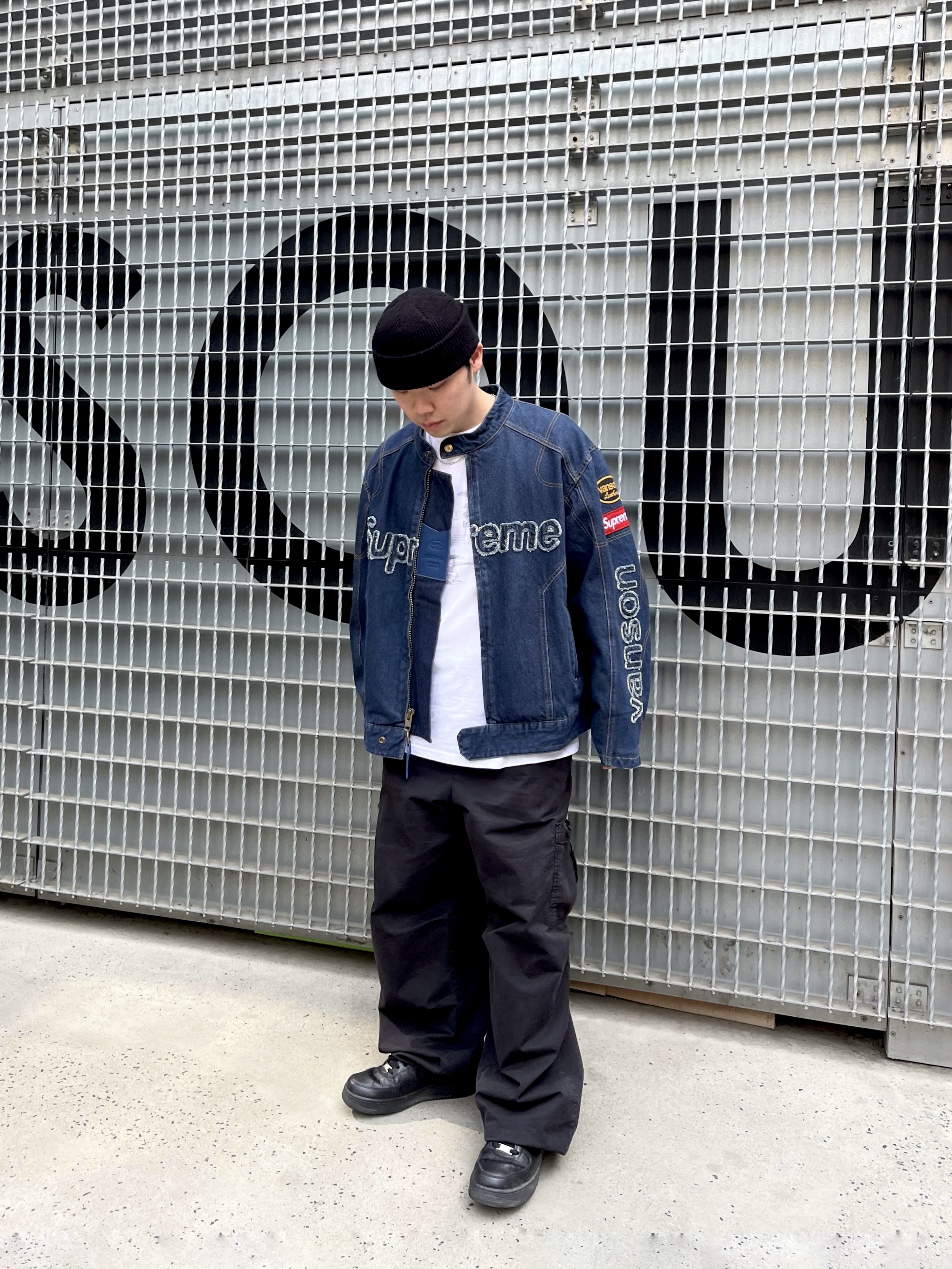 Supreme x Vanson Leathers Cordura Denim Jacket Blue - 22FW, Nike x Supreme Air Force 1 Low Black 착용 스타일 - 1