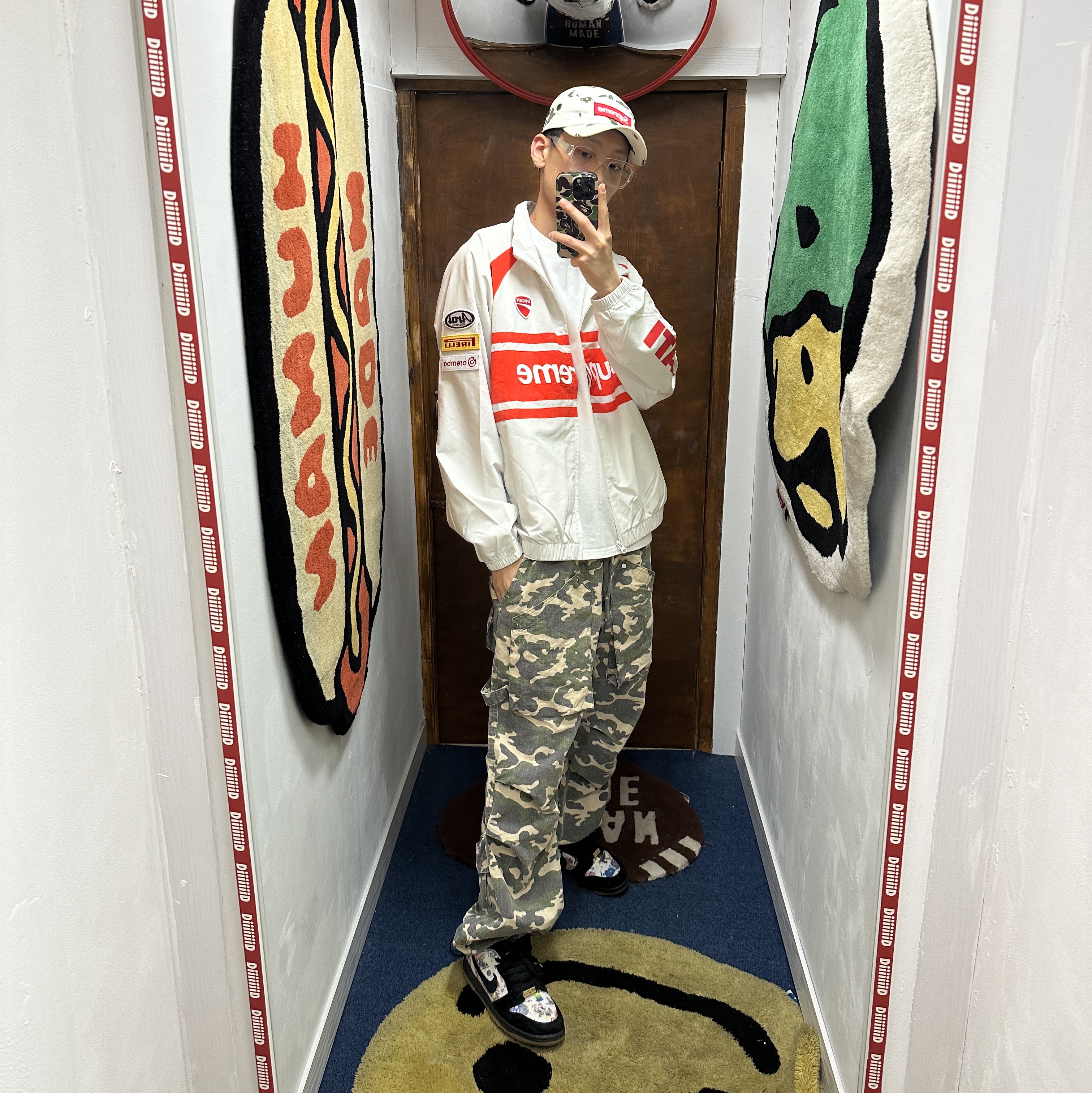 Supreme x Ducati Hooded Racing Jacket Black - 24SS, Nike x Supreme SB Dunk Low QS Rammellzee Black 착용 스타일 - 4