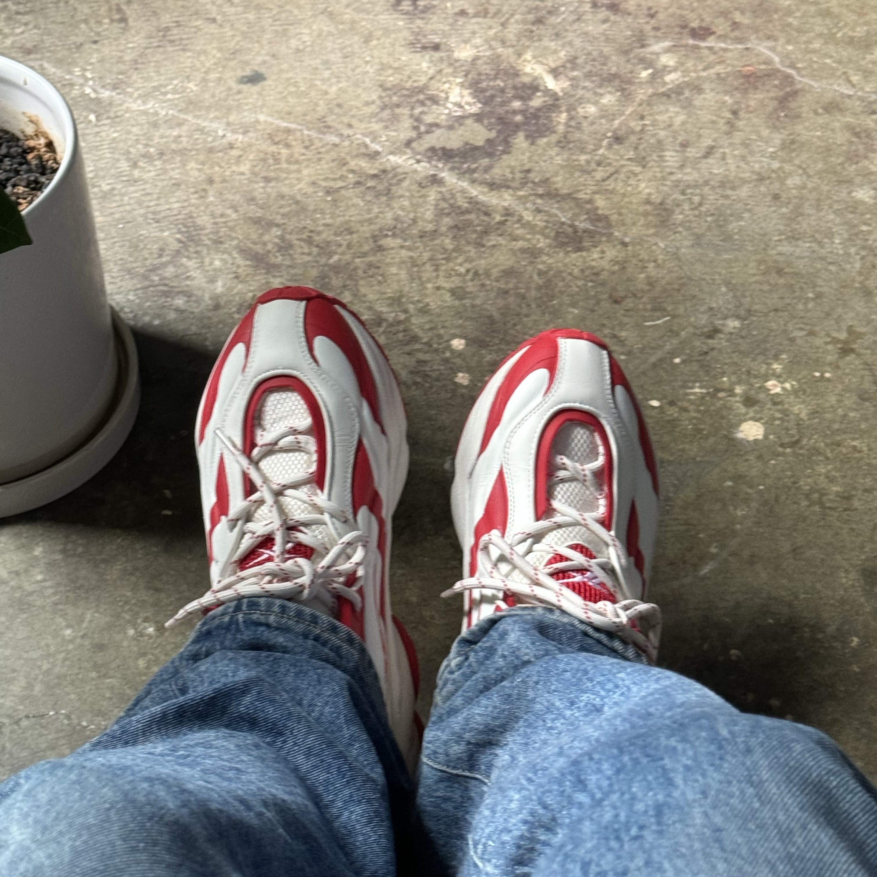 Reebok x Kanghyuk DMX Run 6 Modern Red White 착용 스타일