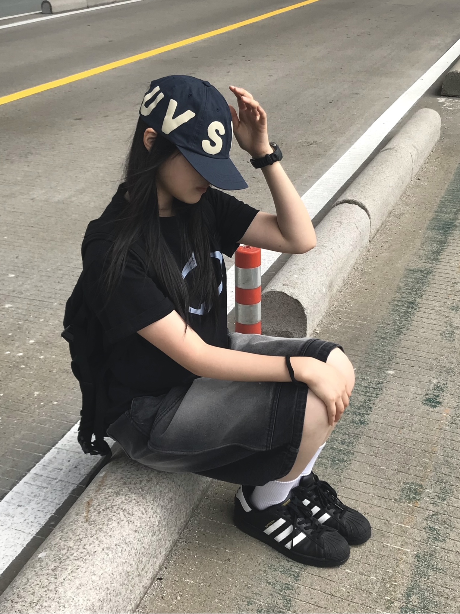Mischief Rhombus Basic T-Shirt Black, Adidas Superstar Core Black White 착용 스타일 - 5
