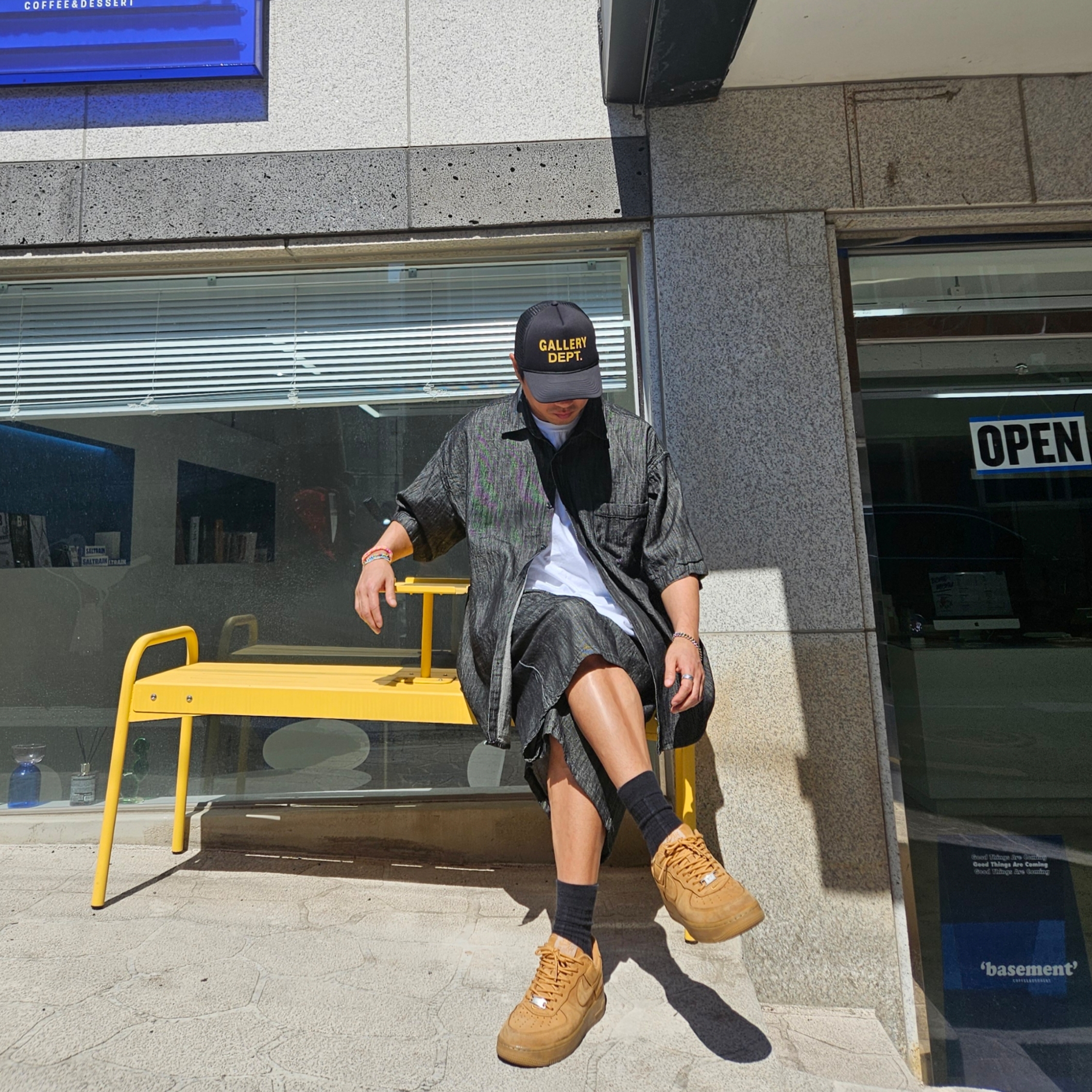 Gallery Dept. GD Trucker Cap Black, Nike x Supreme Air Force 1 Low Flax 착용 스타일