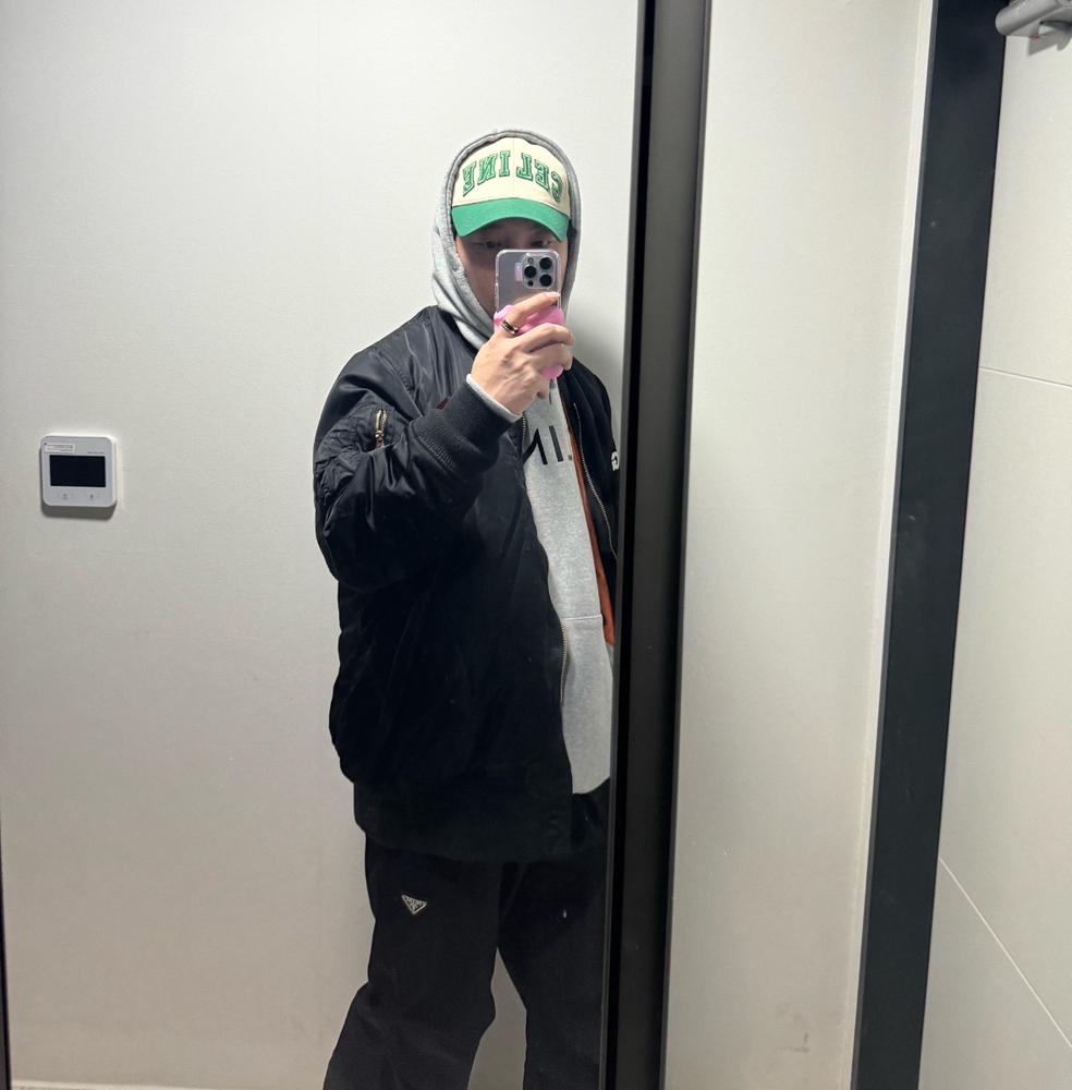 KREAM 프로필 이미지