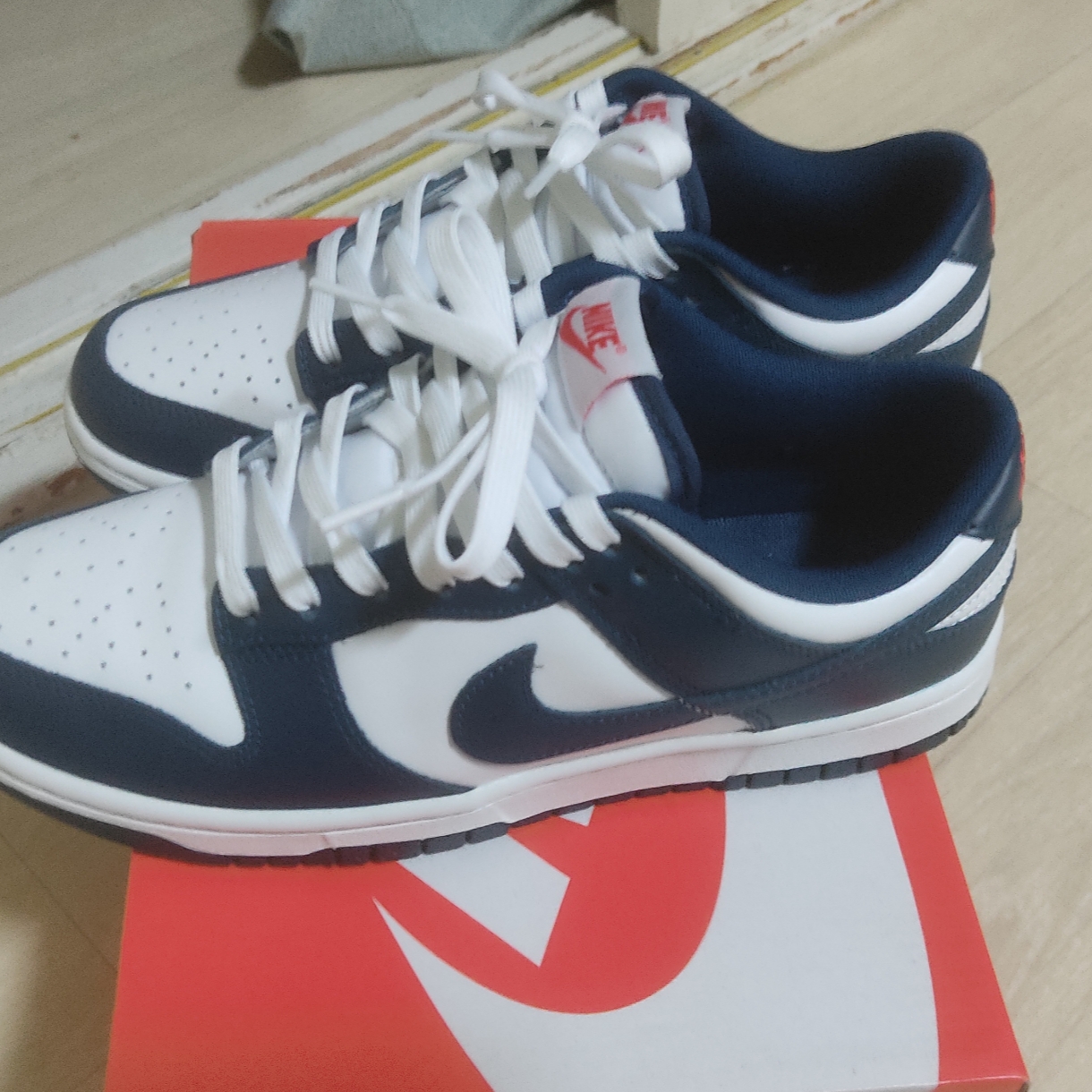 Nike Dunk Low Retro Valerian Blue 착용 스타일 - 2