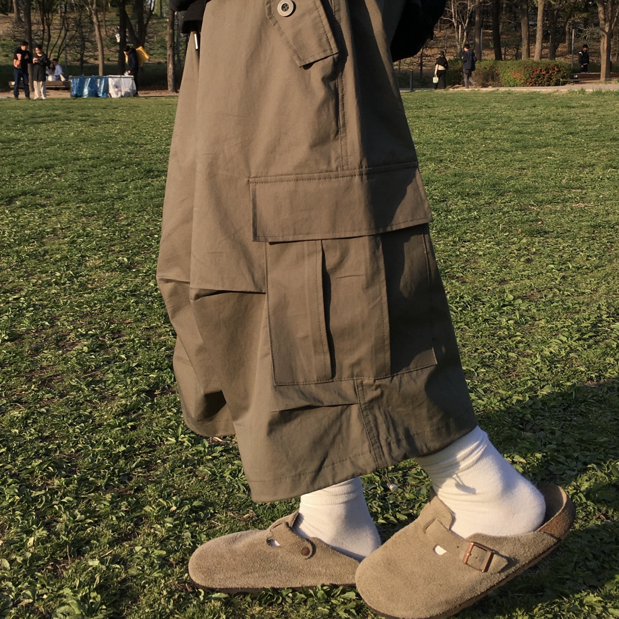 Birkenstock Boston Soft Footbed Taupe - Regular 착용 스타일 - 1