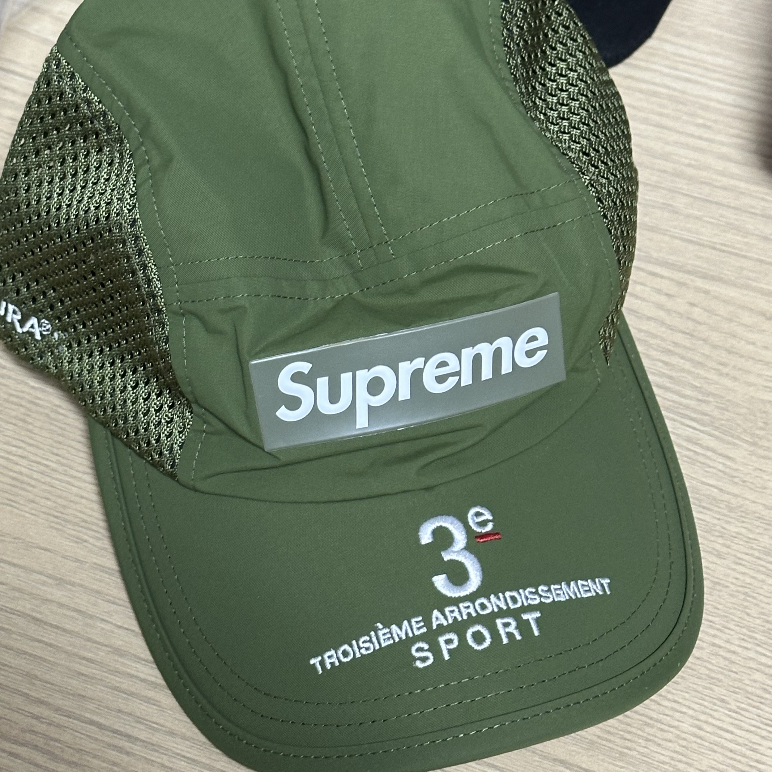 Supreme Mesh Side Panel Camp Cap Olive - 24SS 착용 스타일