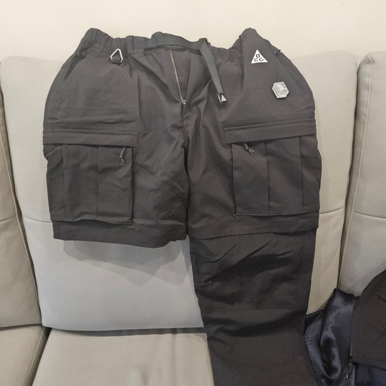 Nike ACG Smith Summit Cargo Pants Black Anthracite - Asia 착용 스타일