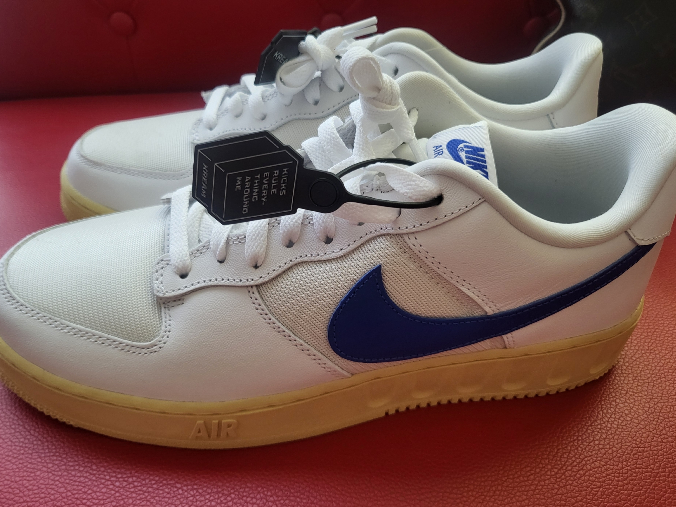 Nike Air Force 1 Low Unity White Racer Blue 착용 스타일