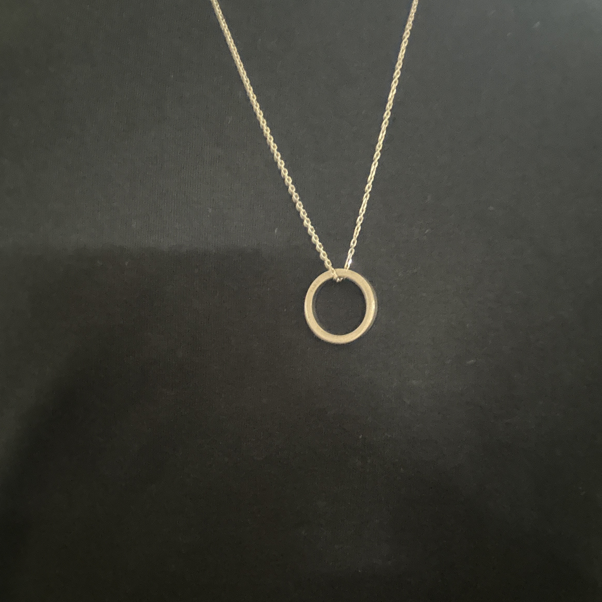 Maison Margiela Logo Ring Necklace Matte Palladium 착용 스타일