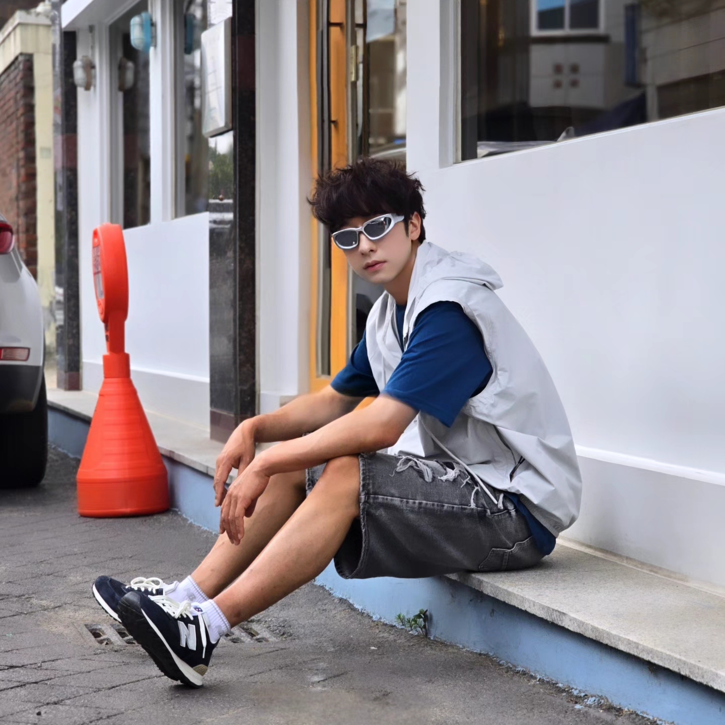 Opening Project Identity T-Shirt Blue, New Balance x Pottery 574 Premium Hard Navy 착용 스타일 - 1