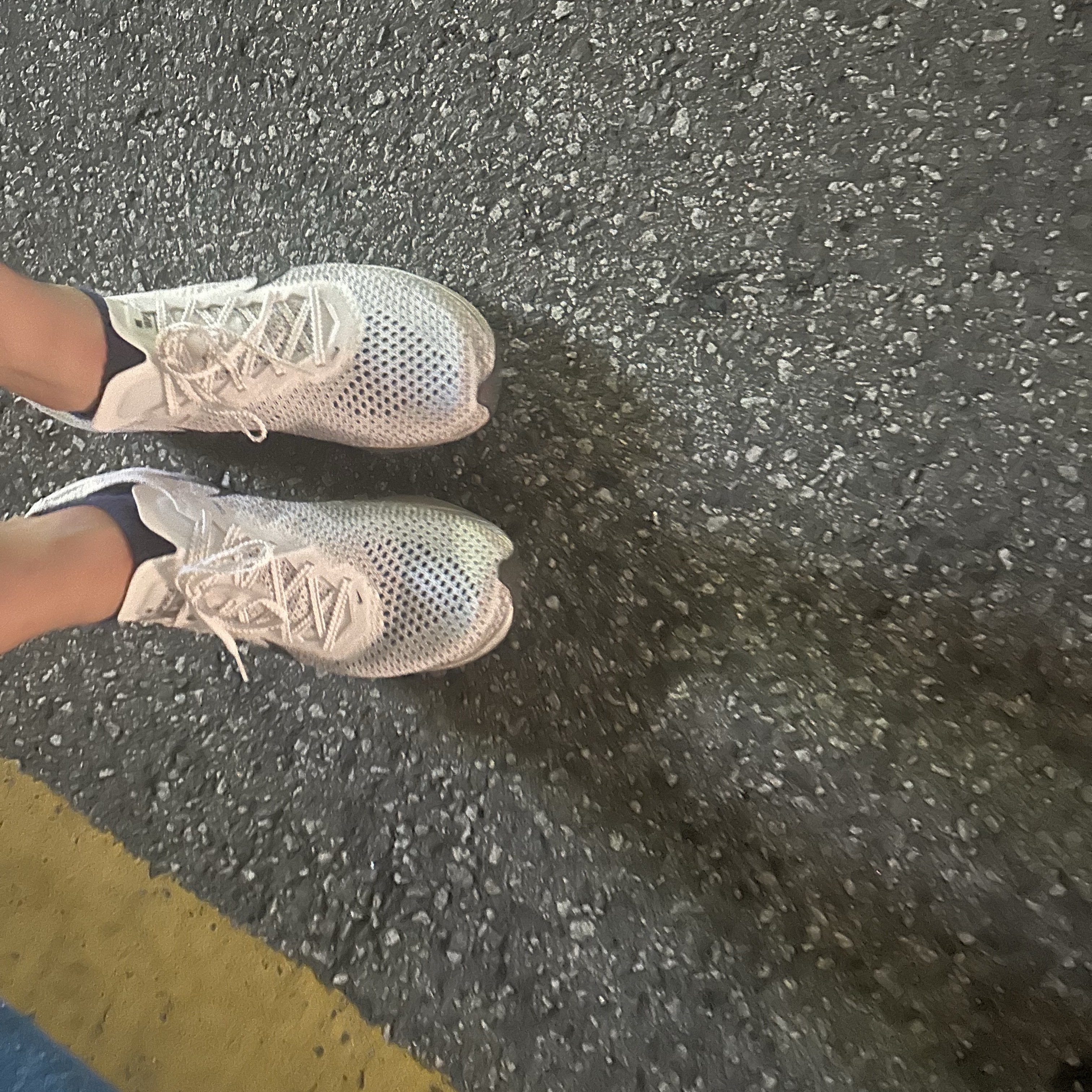 Nike ZoomX Vaporfly Next% 3 White Grey 착용 스타일 - 1