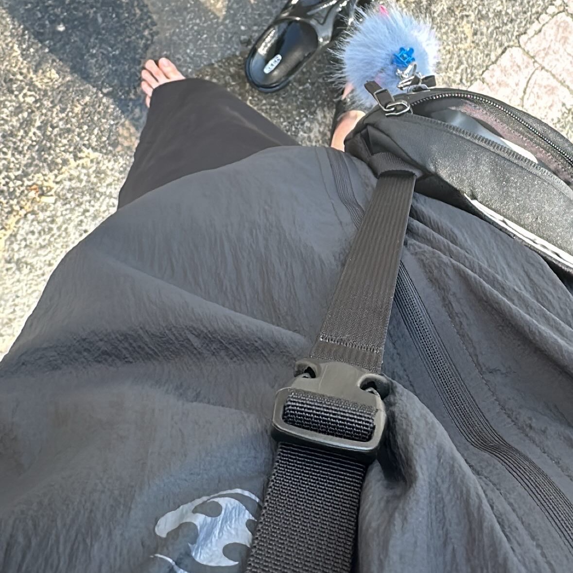 Keen Shanti Black Dawn Blue, Arc'teryx Mantis 1 Waistpack Black II 착용 스타일 - 2