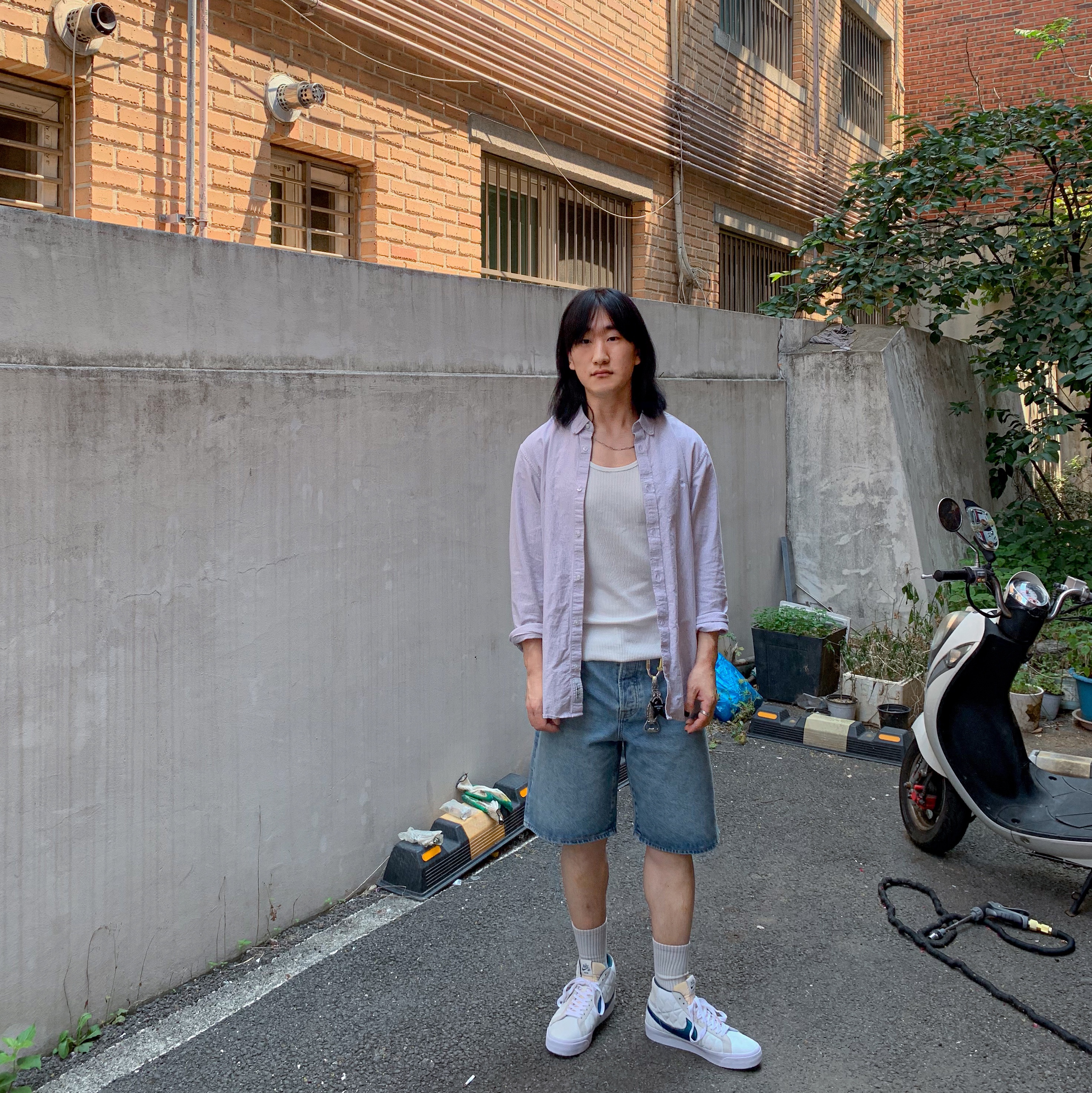 Stussy Denim Big OL' Shorts Washed Blue 착용 스타일 - 5