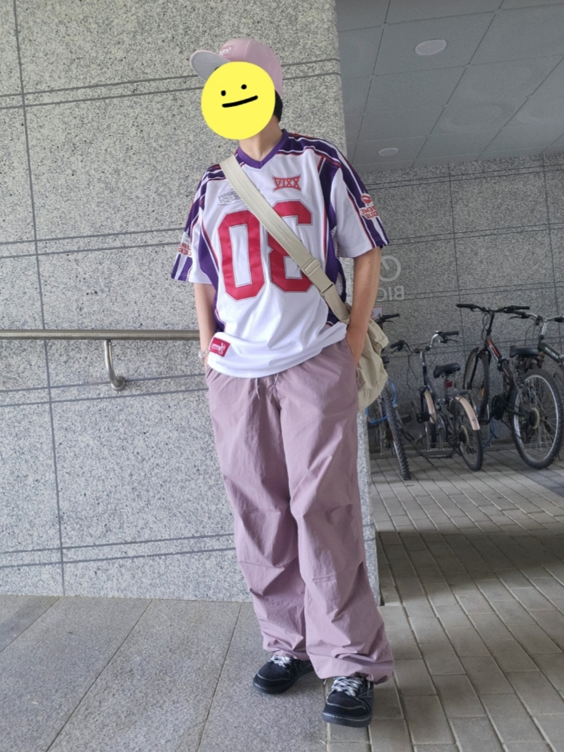 Supreme Sudden Death Football Jersey White - 24SS, Supreme Sharpie Box Logo New Era Pink - 24SS 착용 스타일
