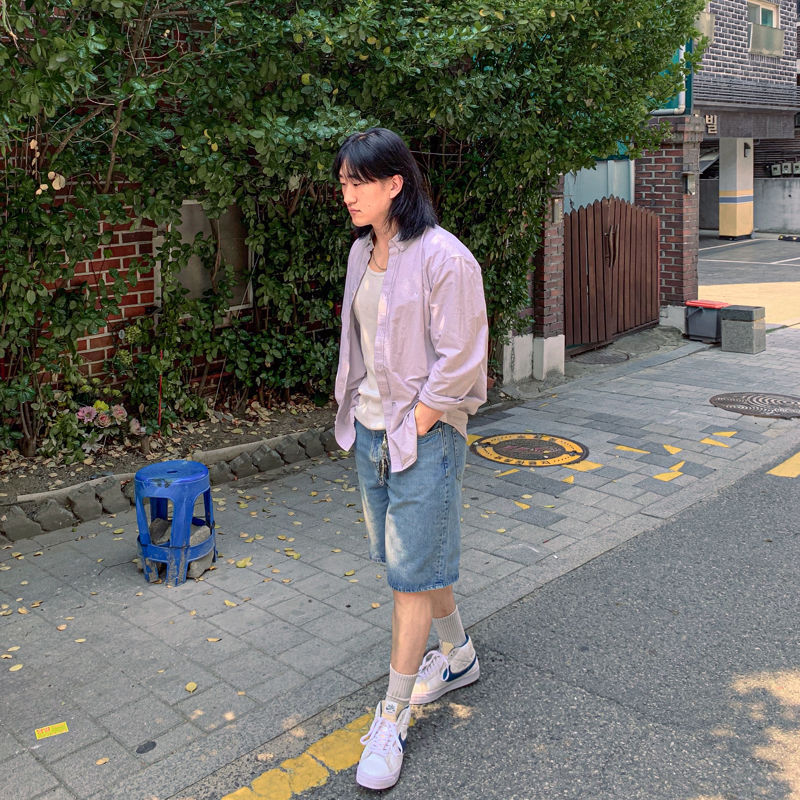 Stussy Denim Big OL' Shorts Washed Blue 착용 스타일 - 4