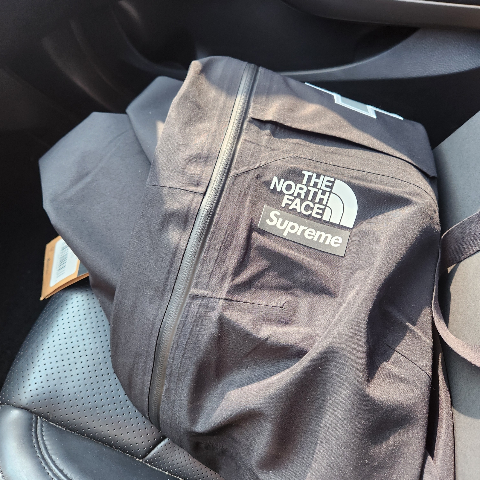 Supreme x The North Face Summit Series Rescue Mountain Pants Black - 22SS 착용 스타일 - 1