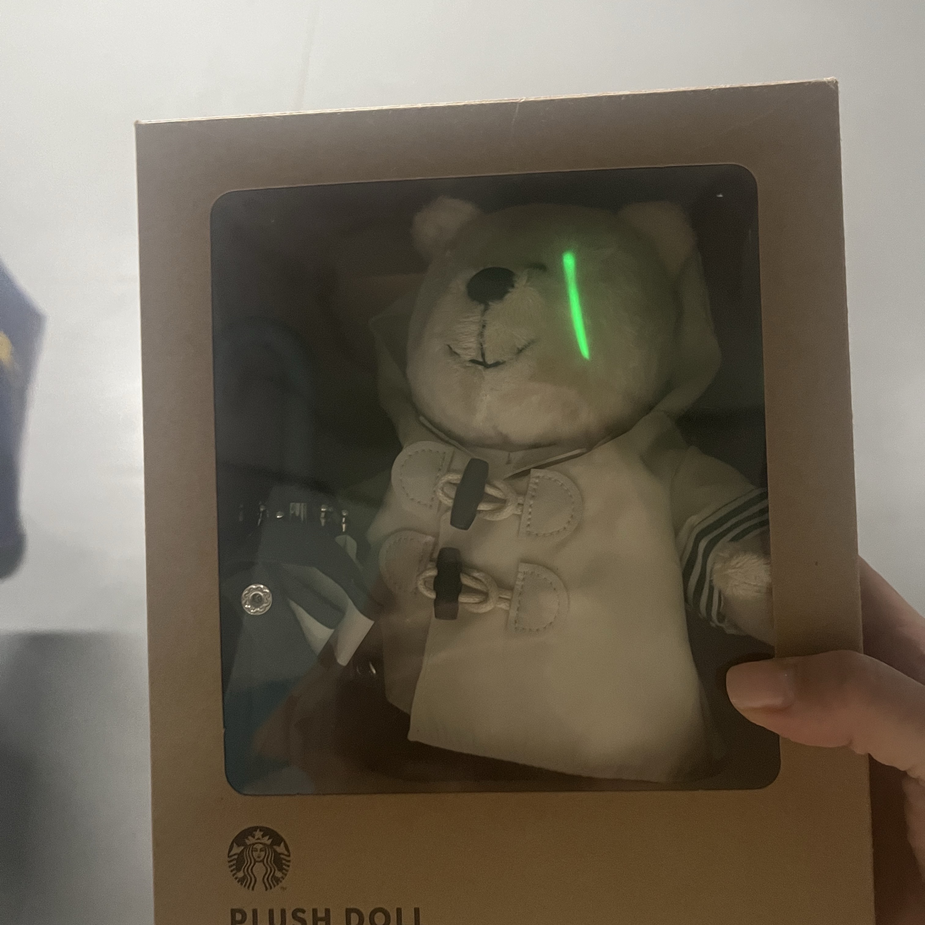 Starbucks x Hunter Rainy Bearista Doll Cream 착용 스타일 - 1