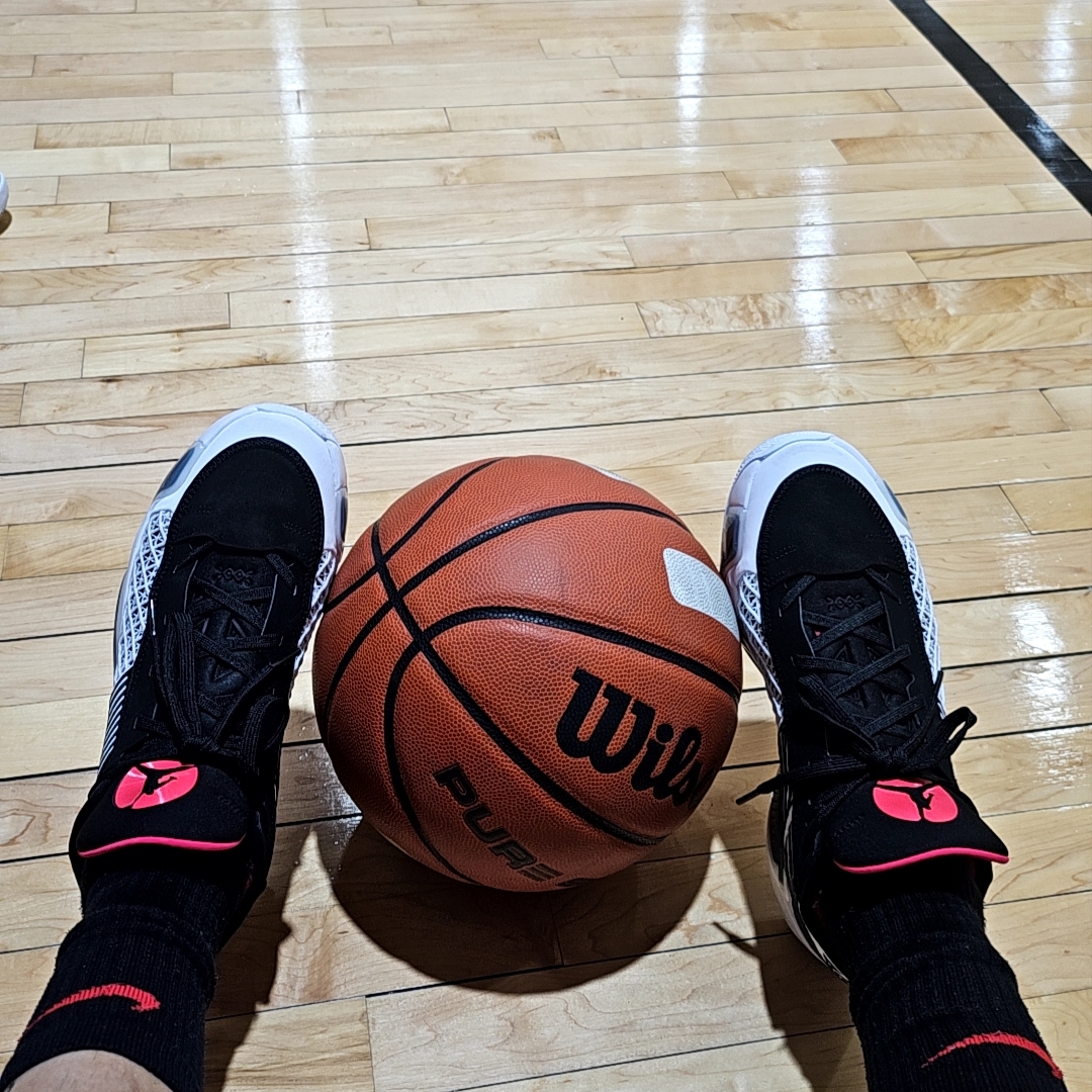 Jordan XXXVIII Low PF White Siren Red 착용 스타일