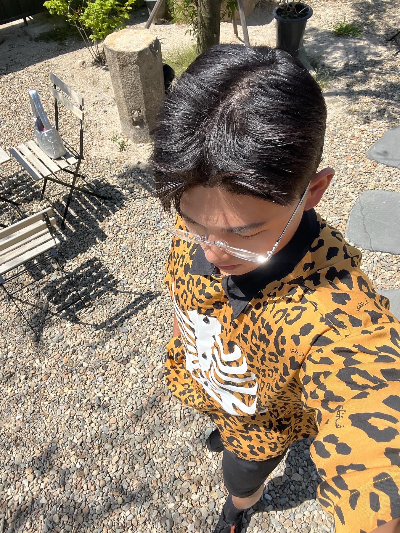 Vans x Mark SBTG Skelleton Short Sleeve Shirt Brown, Clarks Wallabee Black Suede 착용 스타일 - 1