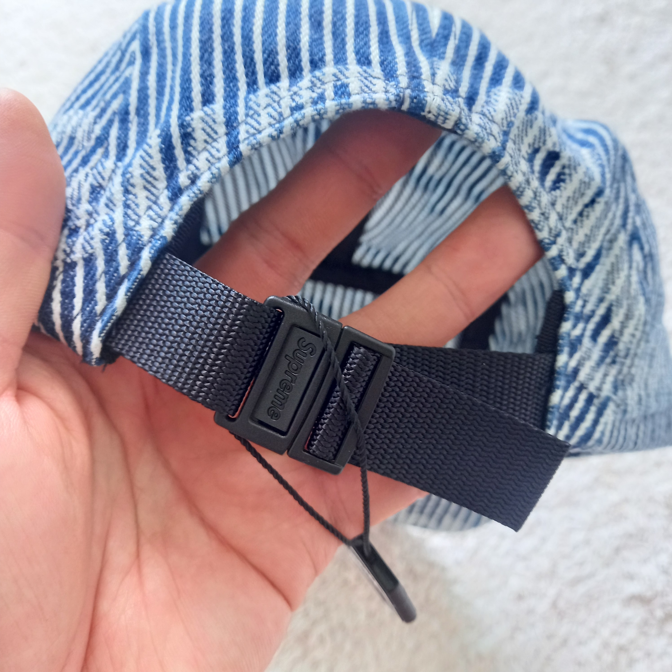 Supreme Denim Camp Cap Stripe - 24SS 착용 스타일 - 3
