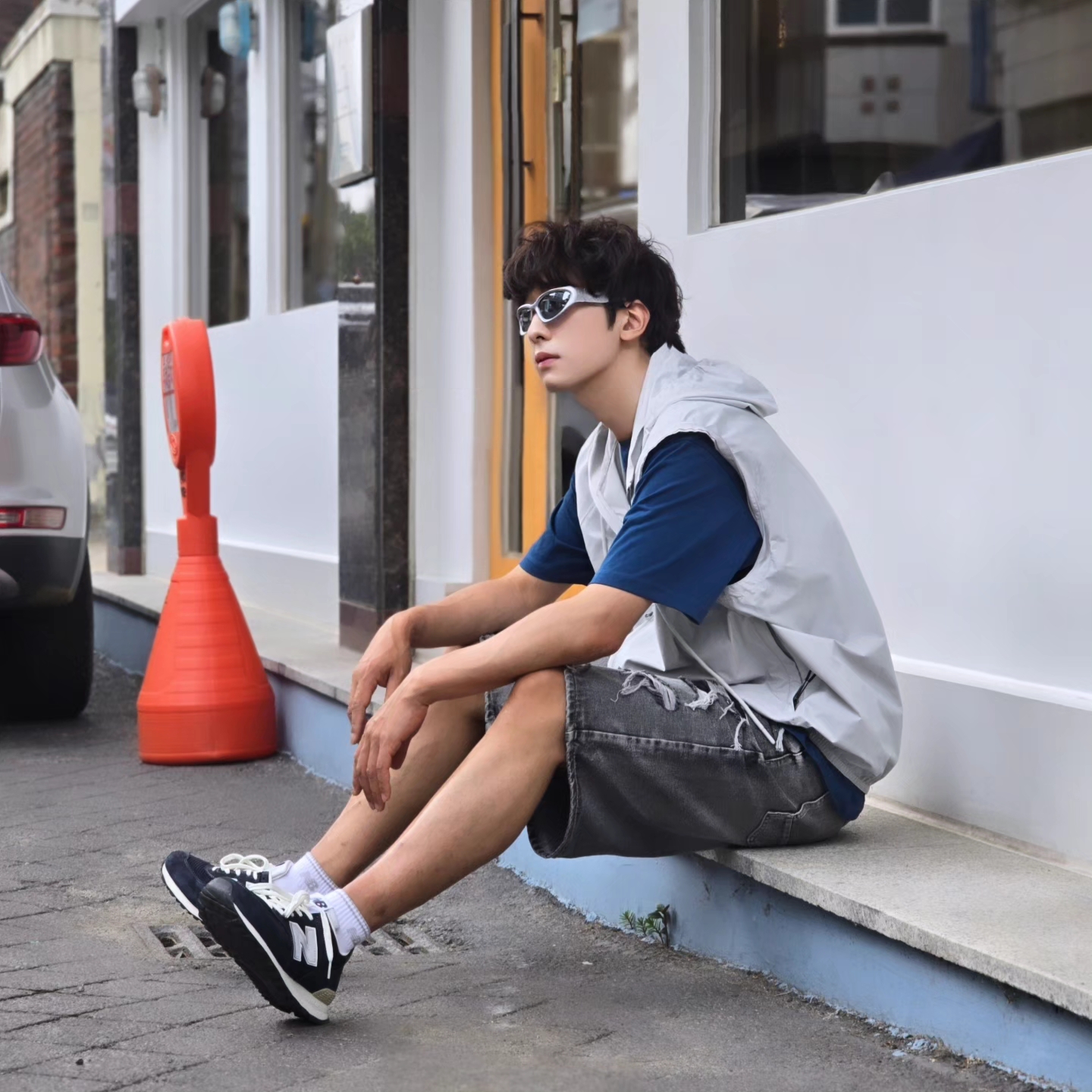 Opening Project Identity T-Shirt Blue, New Balance x Pottery 574 Premium Hard Navy 착용 스타일 - 2