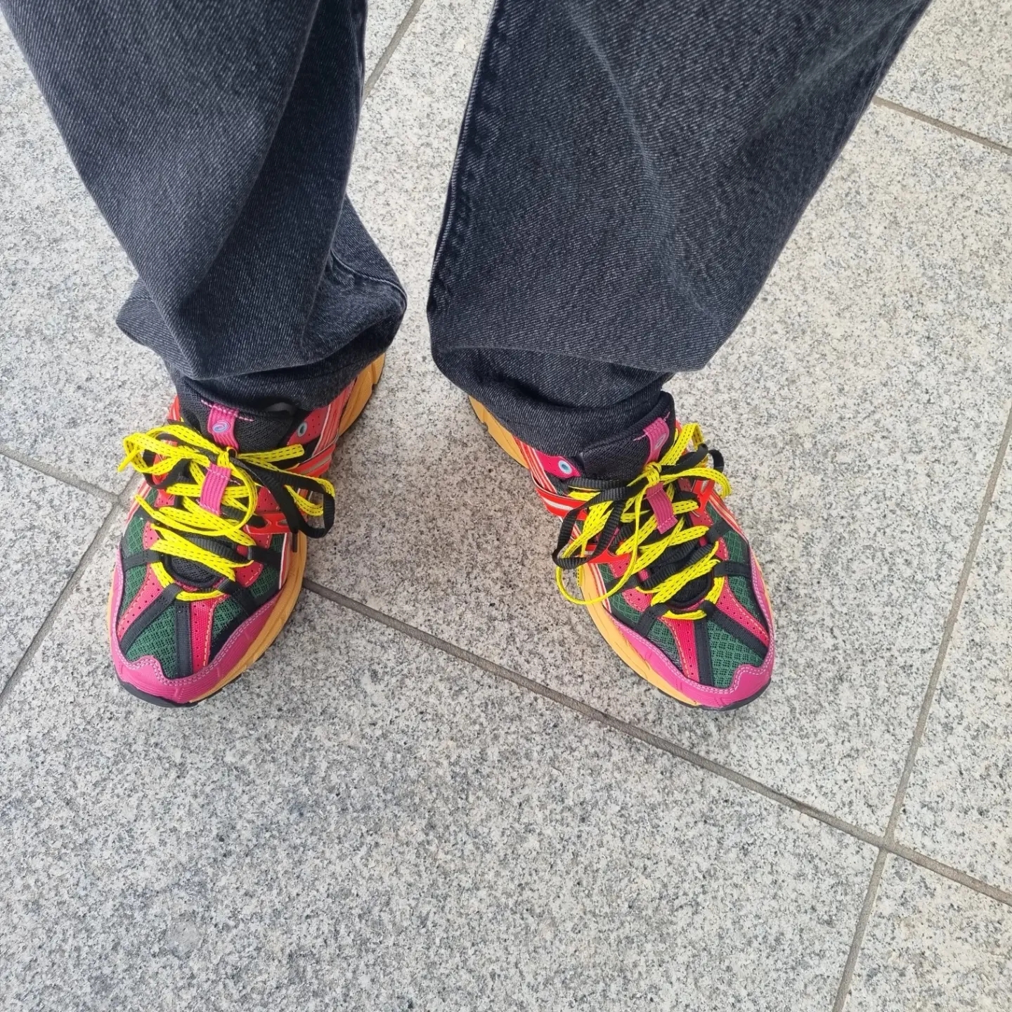Asics x Andersson Bell Gel-Sonoma 15-50 Bright Rose Evergreen 착용 스타일