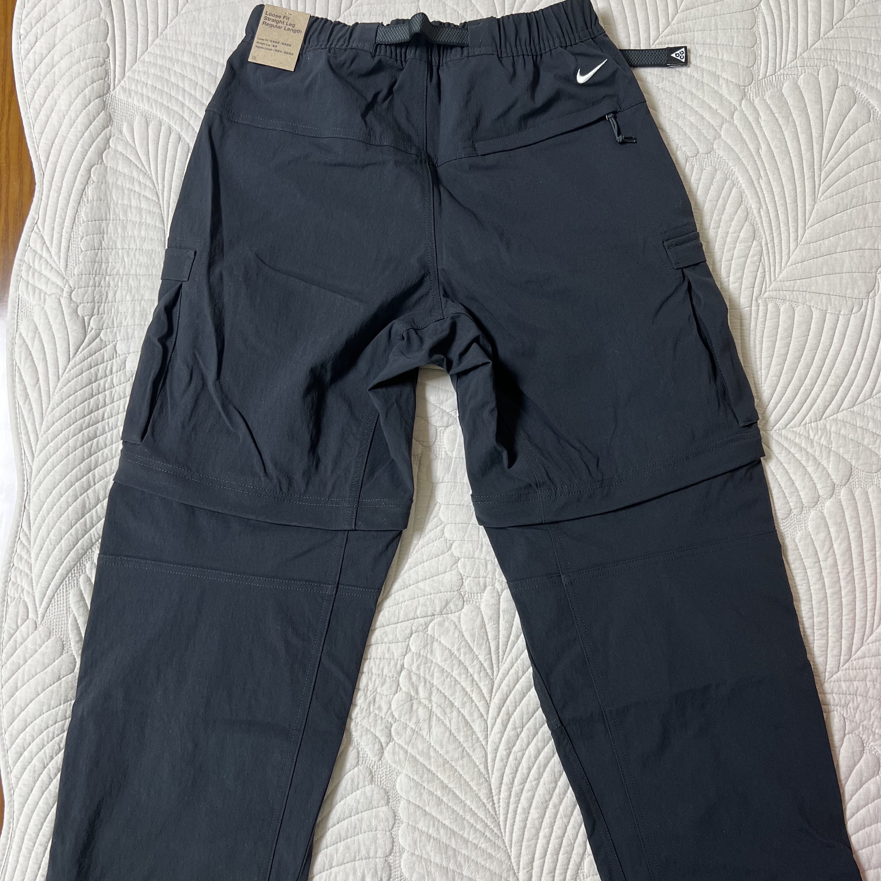 Nike ACG Smith Summit Cargo Pants Black Anthracite - Asia 착용 스타일 - 3