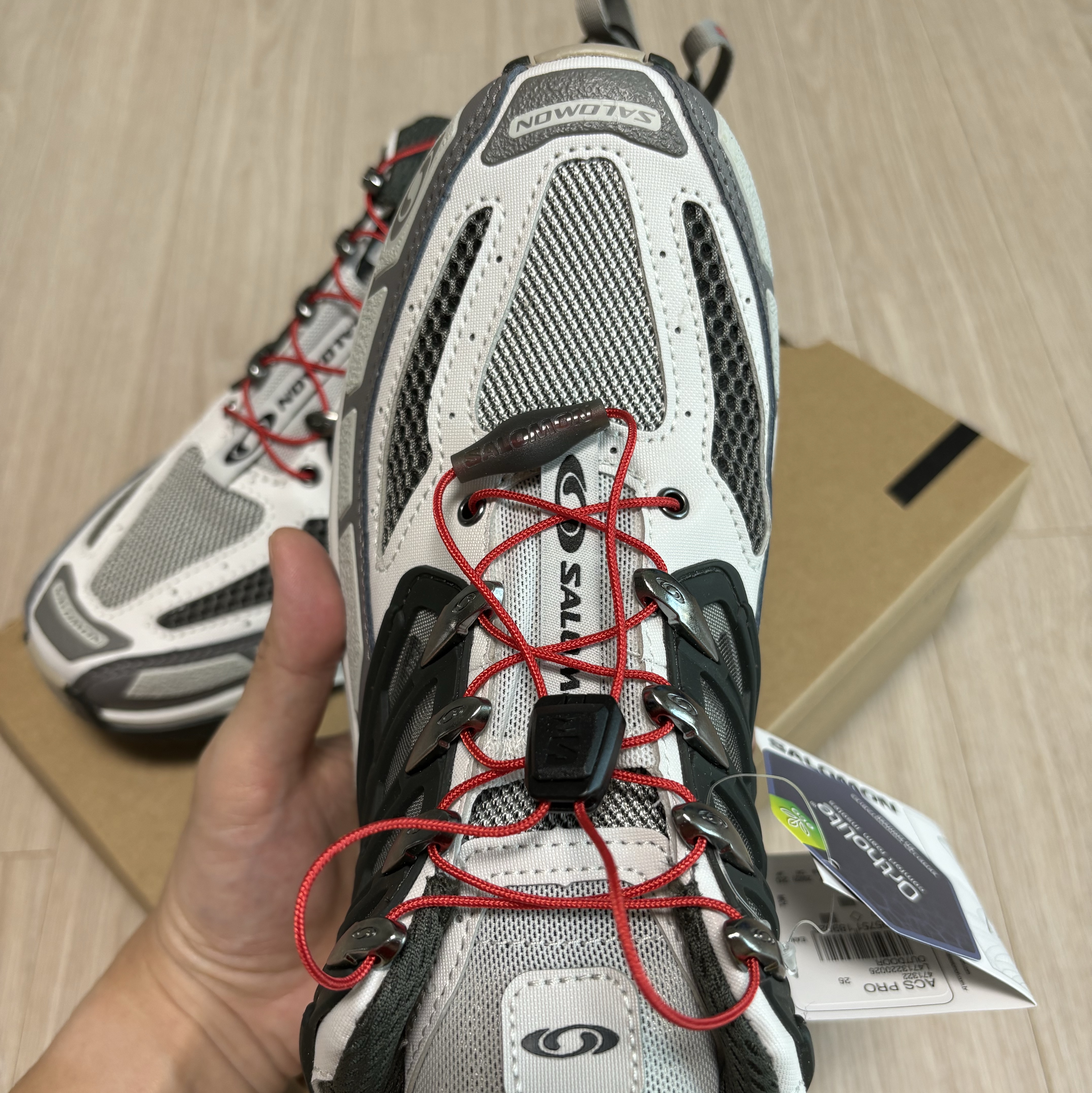 Salomon ACS Pro Beluga Vintage Khaki 착용 스타일 - 5